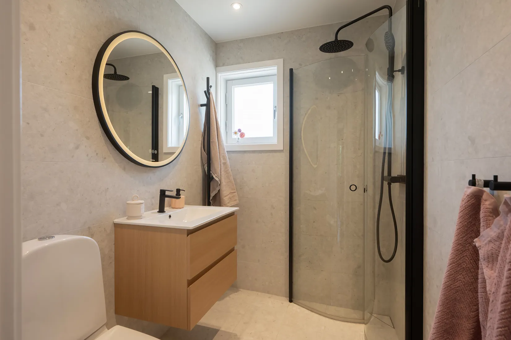 Villa, Rotnäsvägen 52, Huddinge - sjönära intill Trehörningen, Huddinge