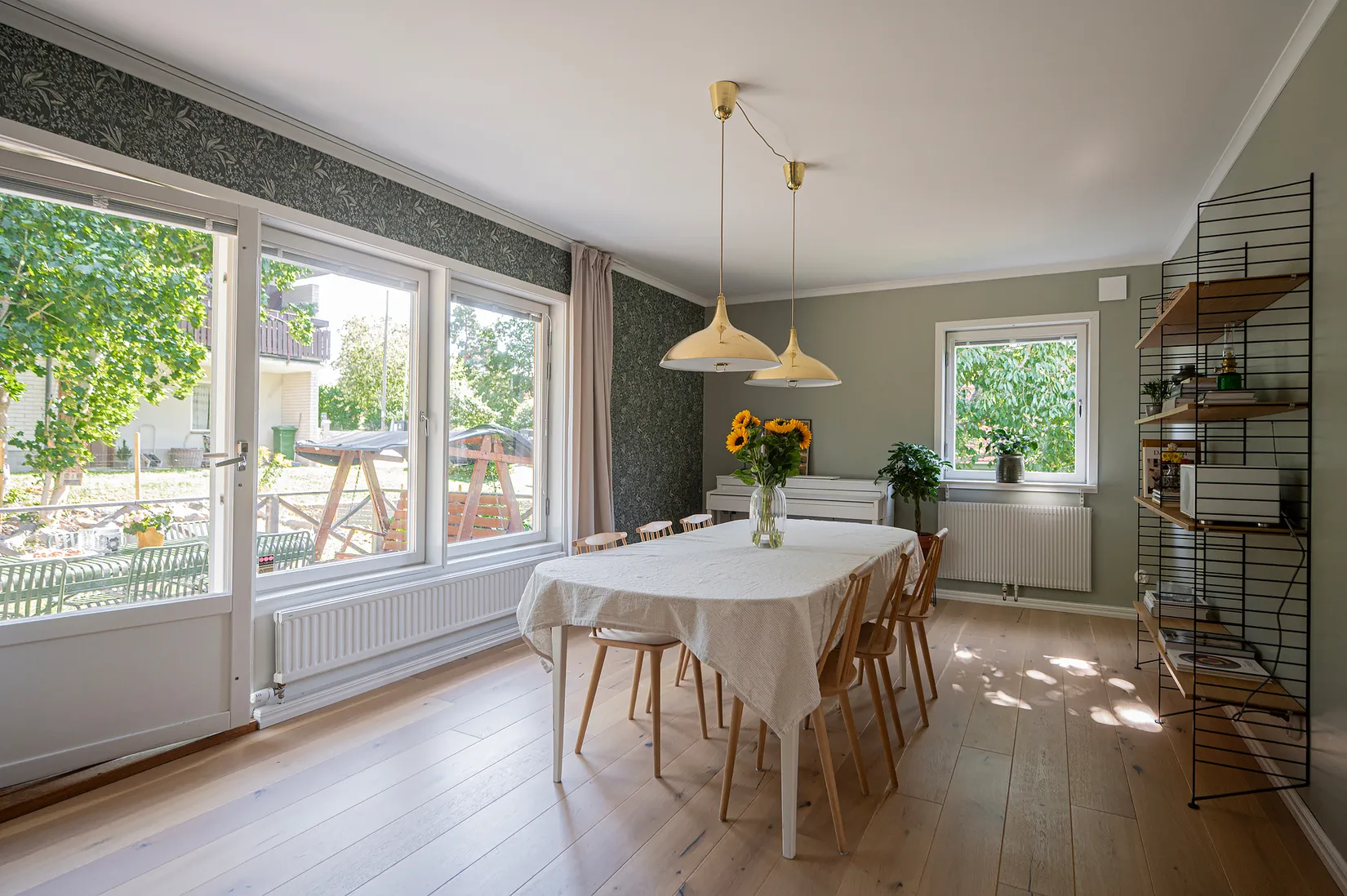 Villa, Rotnäsvägen 52, Huddinge - sjönära intill Trehörningen, Huddinge