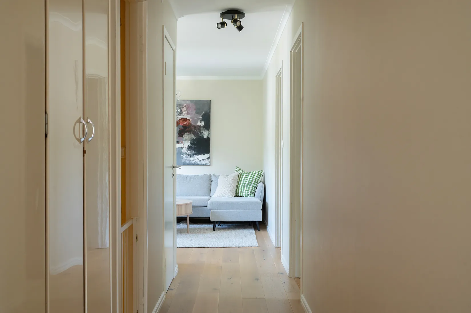 Villa, Rotnäsvägen 52, Huddinge - sjönära intill Trehörningen, Huddinge