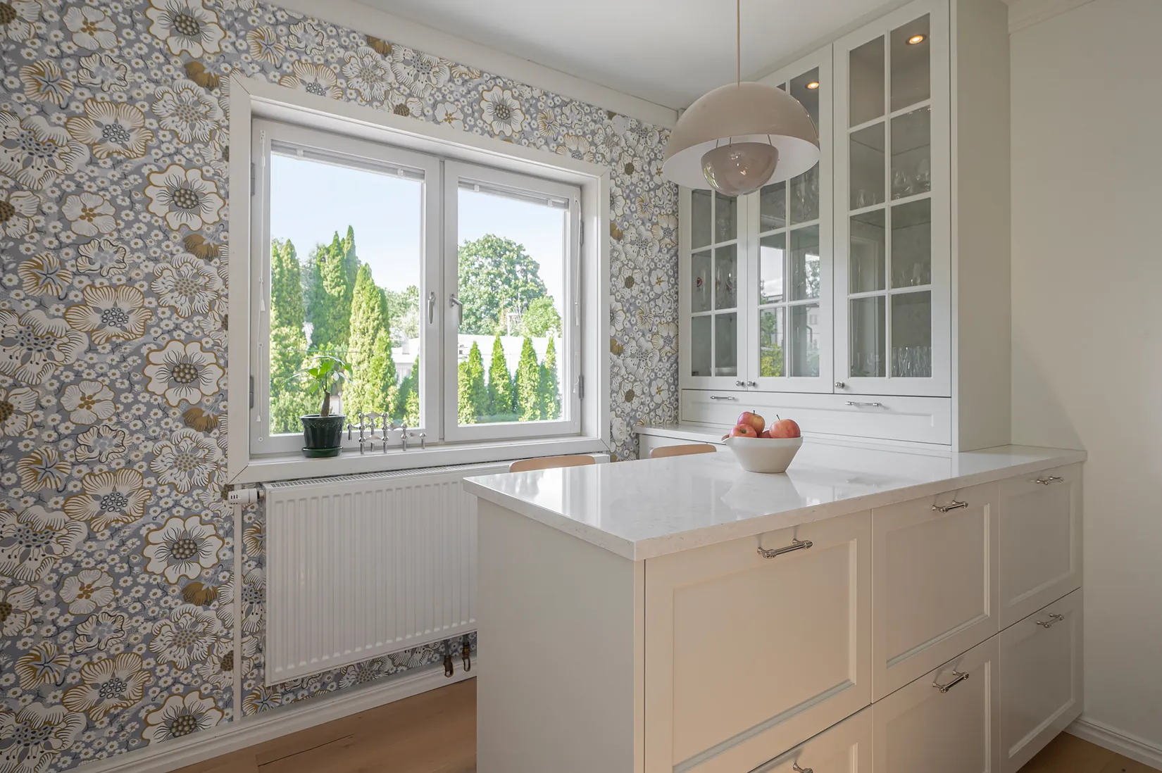 Villa, Rotnäsvägen 52, Huddinge - sjönära intill Trehörningen, Huddinge