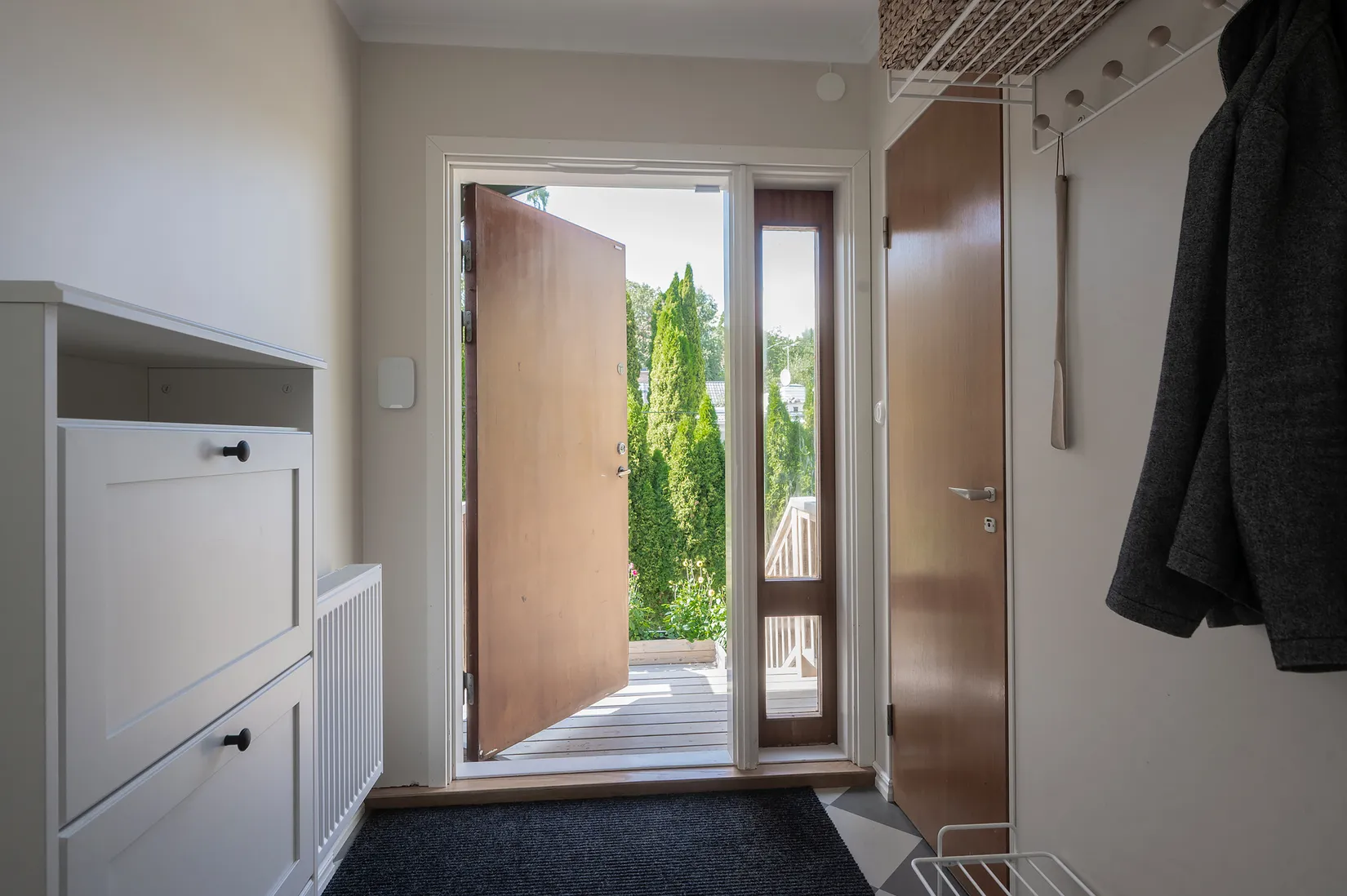Villa, Rotnäsvägen 52, Huddinge - sjönära intill Trehörningen, Huddinge