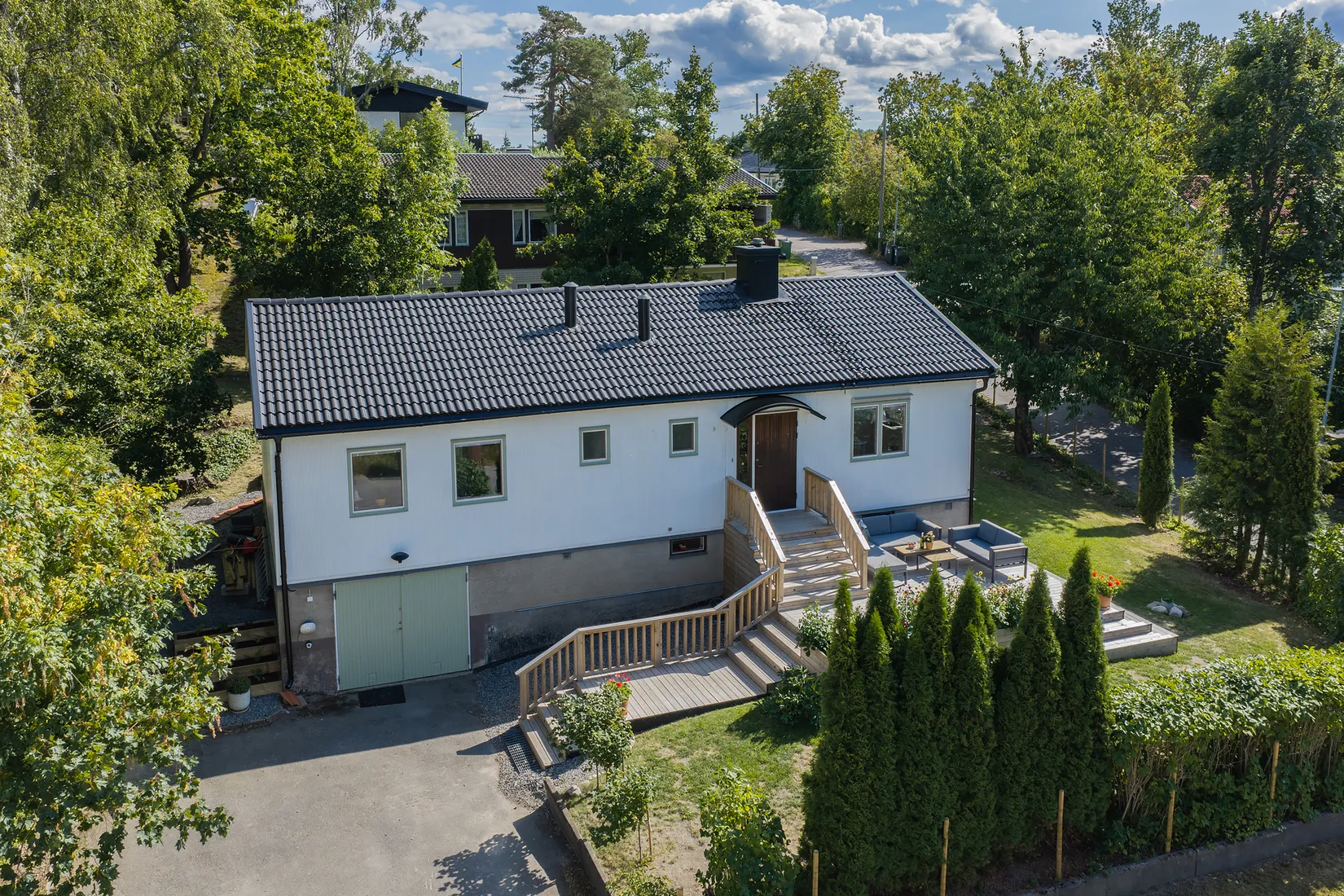 Villa, Rotnäsvägen 52, Huddinge - sjönära intill Trehörningen, Huddinge