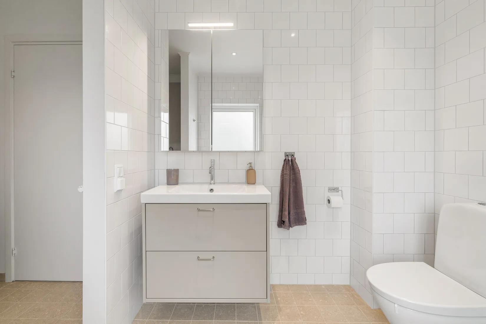Radhus, Hästängsuddsvägen 27P, Svinninge, Österåker