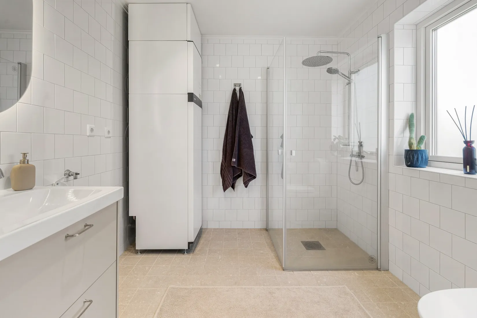 Radhus, Hästängsuddsvägen 27P, Svinninge, Österåker