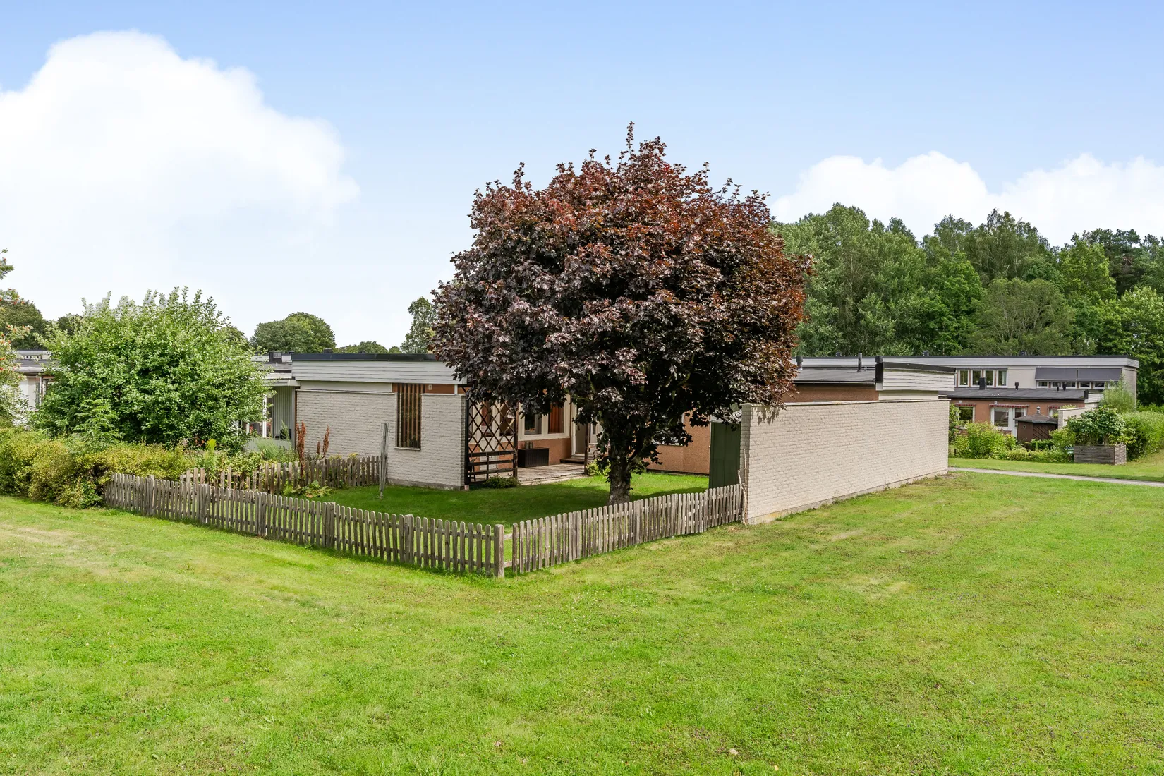 Radhus, Tulpangatan 129, Mellringe, Örebro