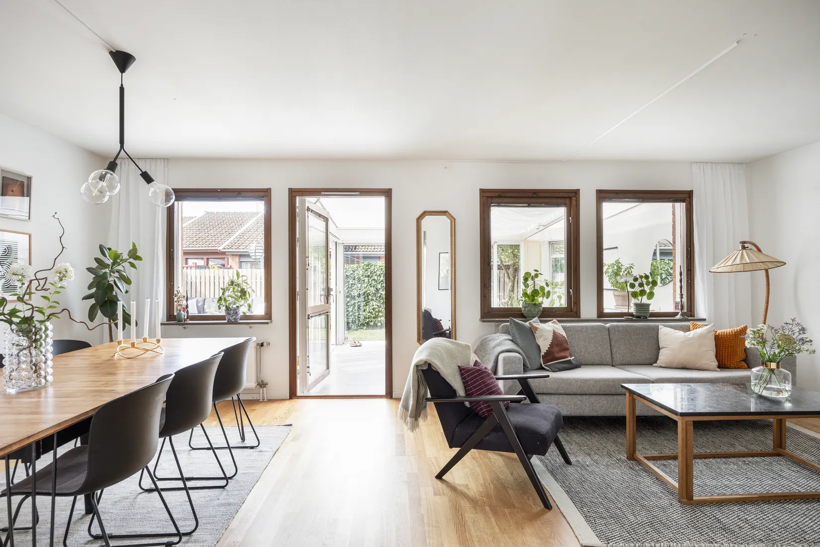 Radhus, Vattumannens väg 4, Kyrkbyn, Staffanstorp