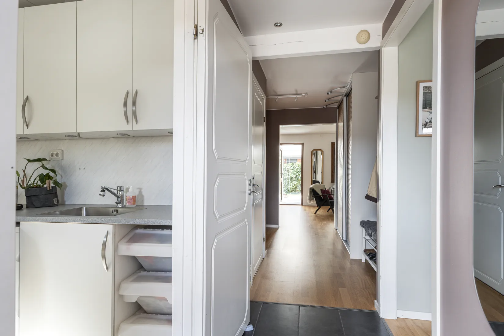 Radhus, Vattumannens väg 4, Kyrkbyn, Staffanstorp