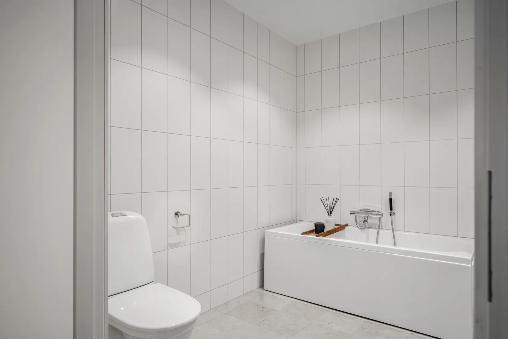Radhus, Åbroddsvägen 5B, Kummelnäs, Nacka