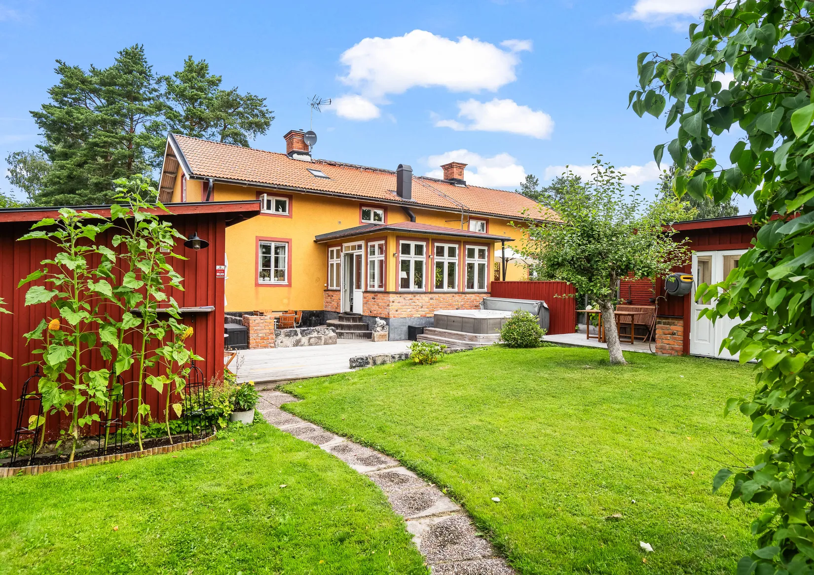 Villa, Kyrkogatan 9B, Sandviken