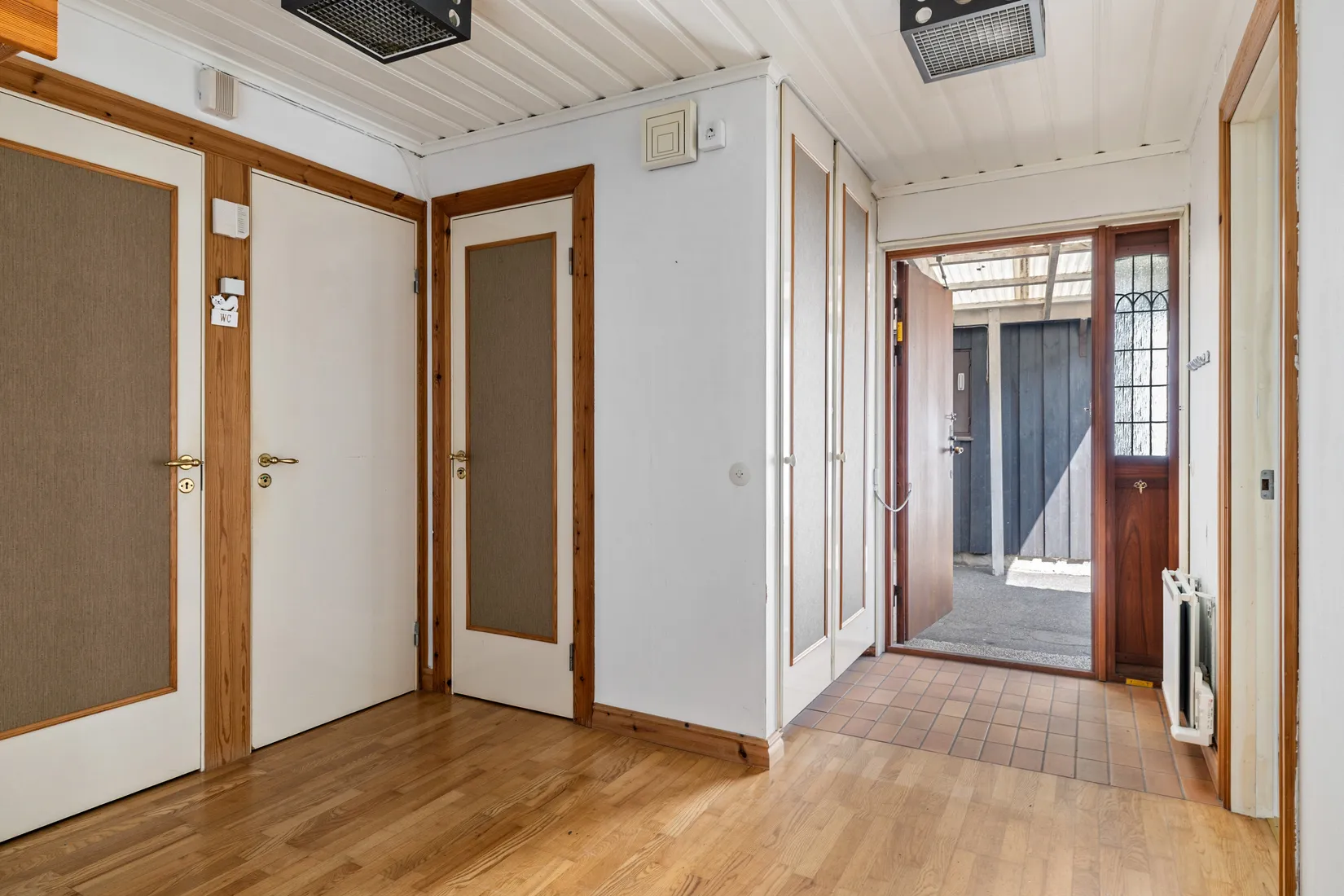 Radhus, Hällsbovägen 6, Sigtuna - Hällsbo, Sigtuna