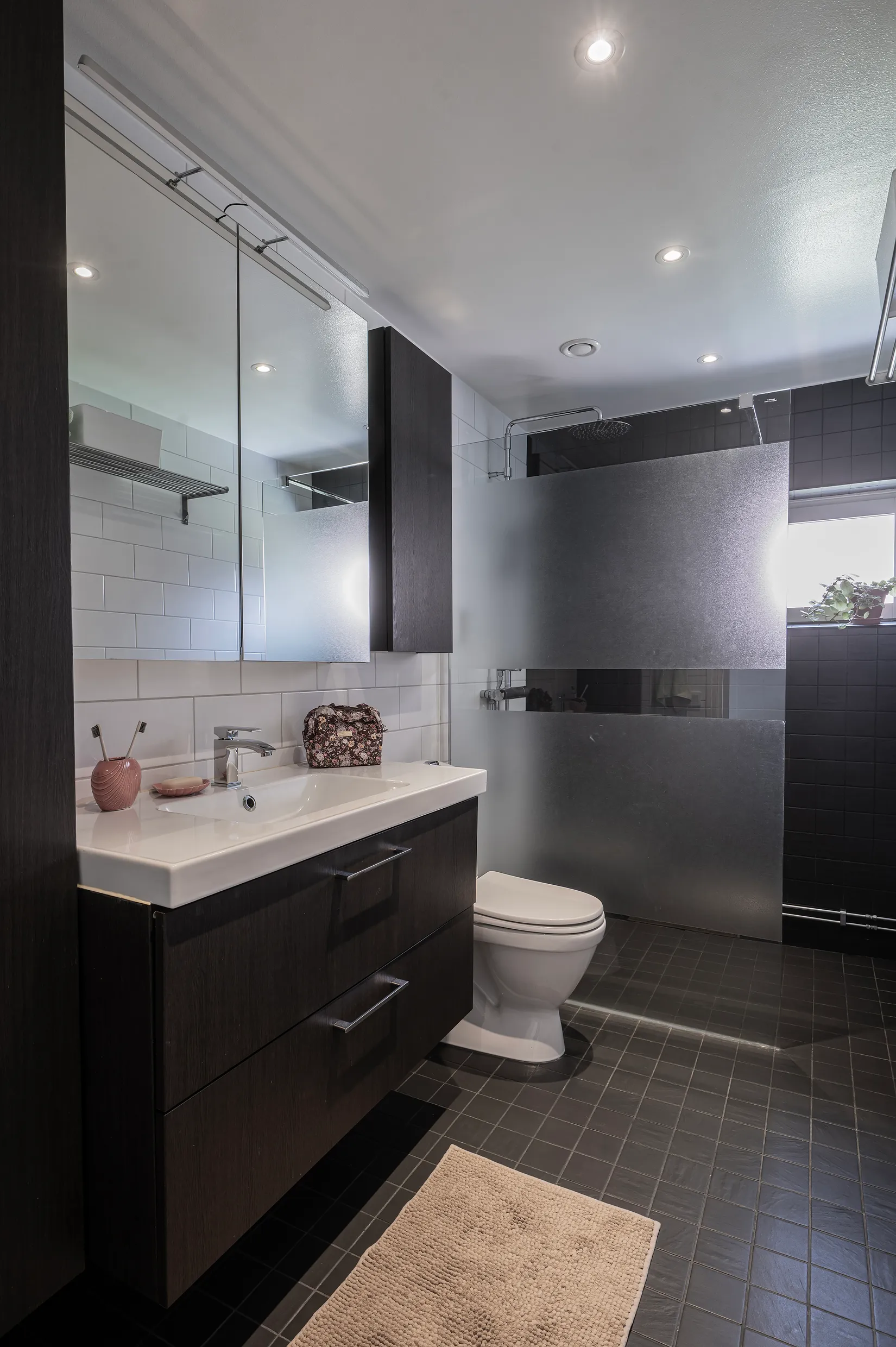 Radhus, Bergakungsvägen 30, Utsälje, Huddinge
