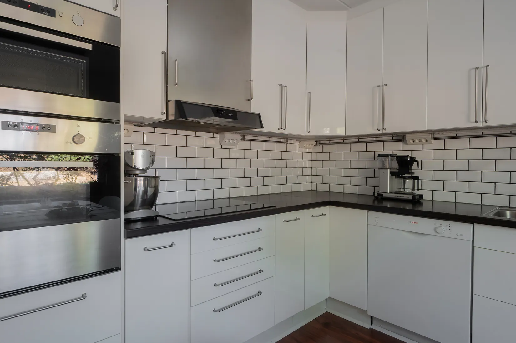 Radhus, Bergakungsvägen 30, Utsälje, Huddinge