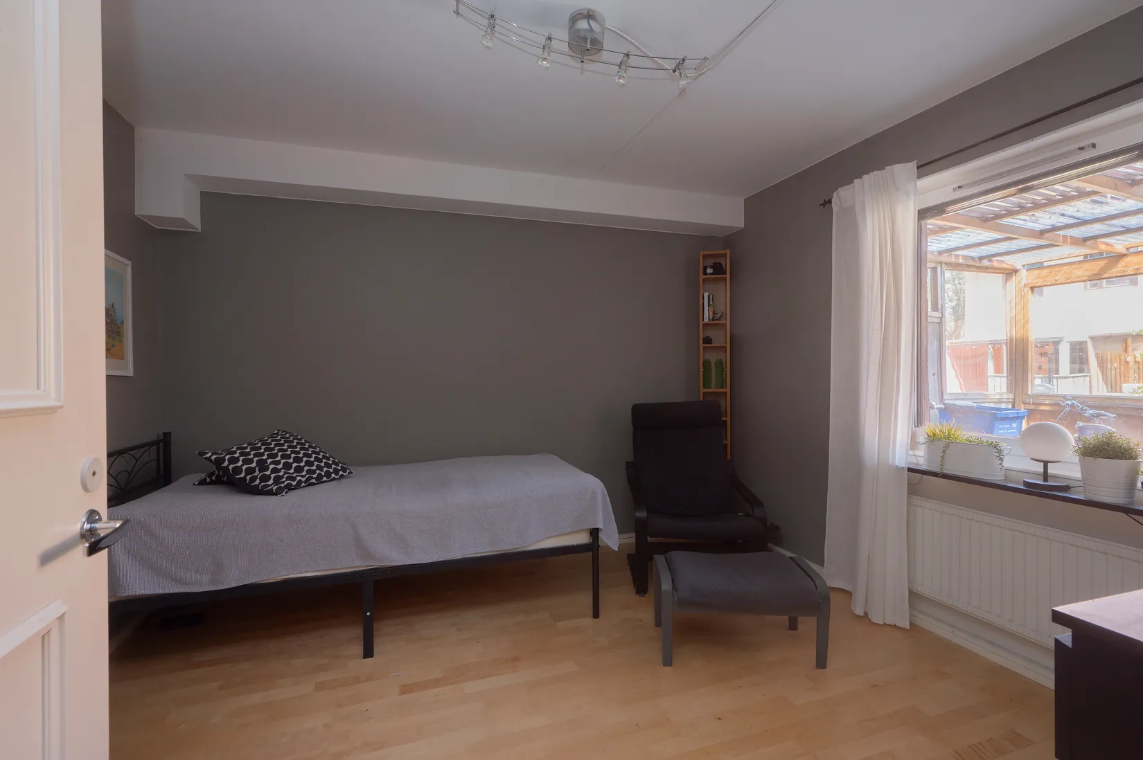 Radhus, Rondovägen 26, Skogås, Huddinge