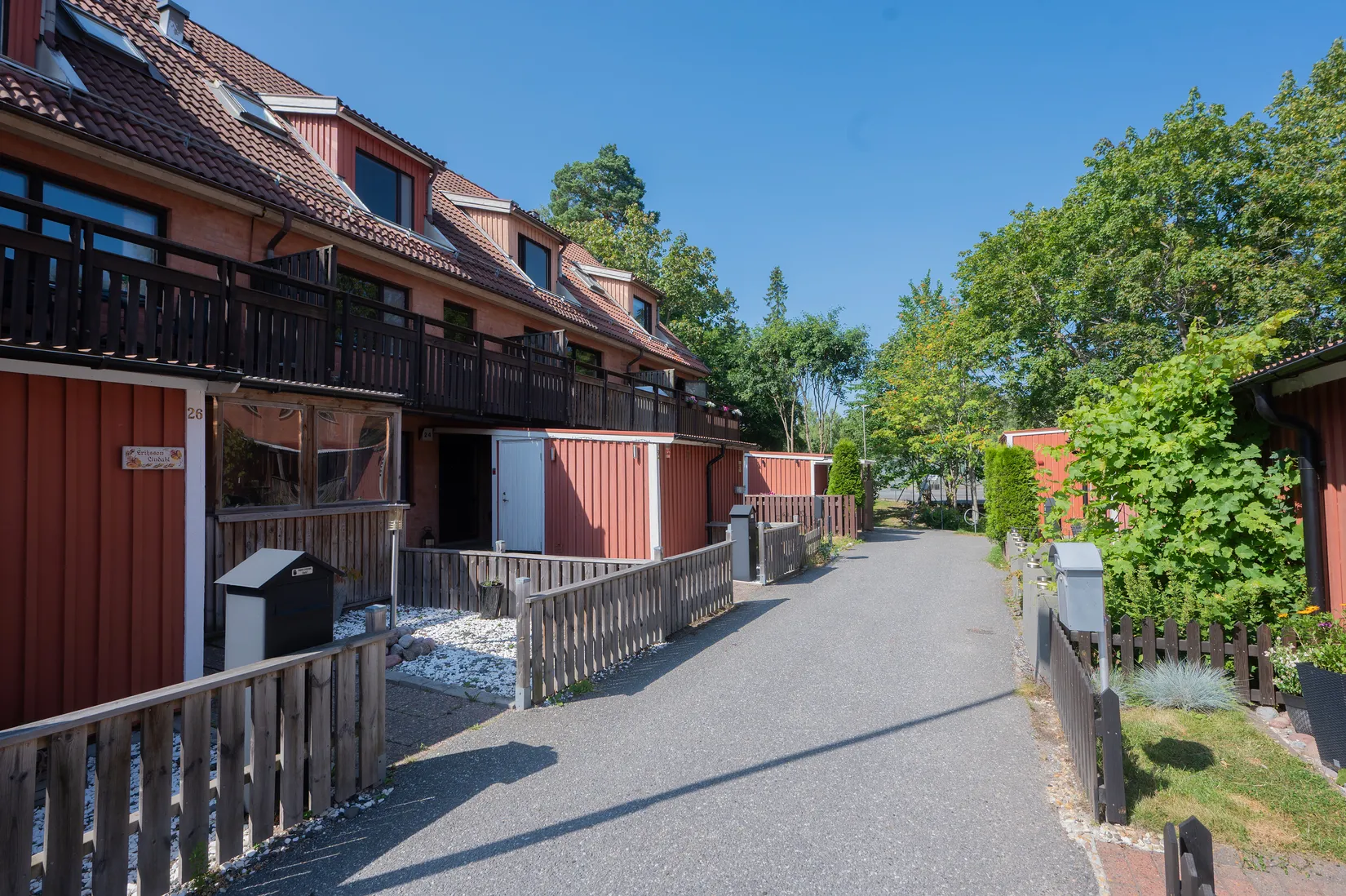 Radhus, Rondovägen 26, Skogås, Huddinge