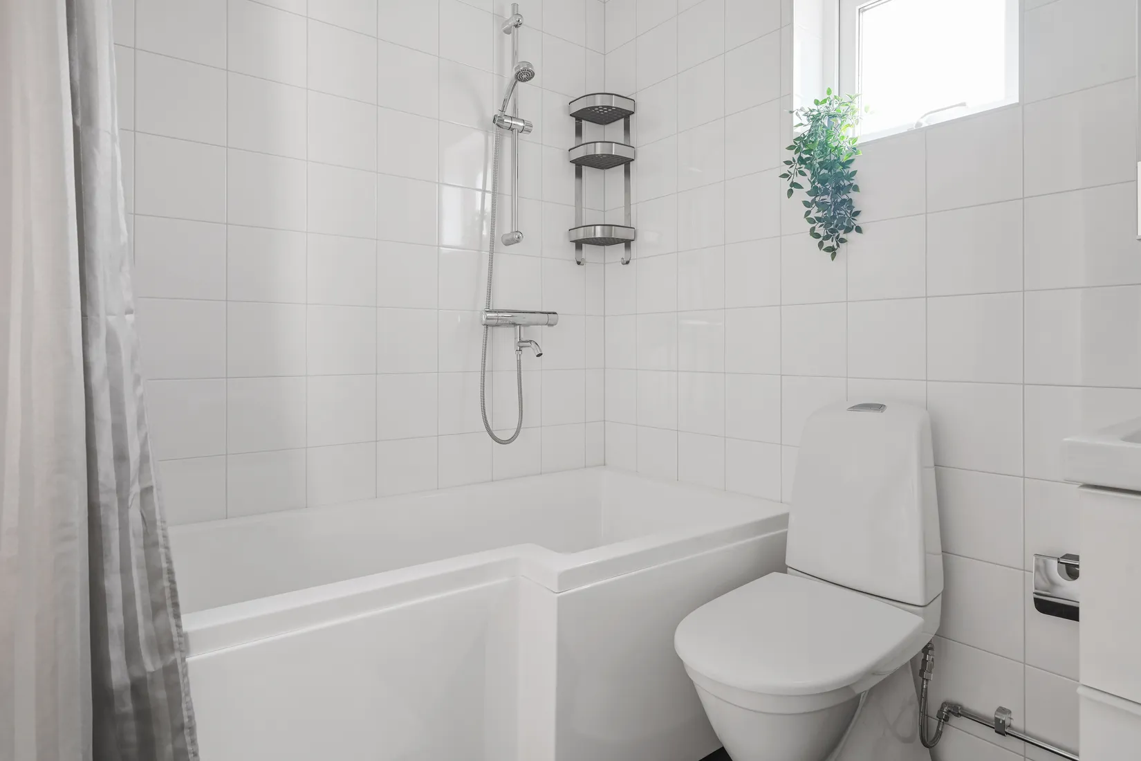Radhus, Diakonvägen 31, Prästgårdsmarken/Prästhagen, Upplands Väsby
