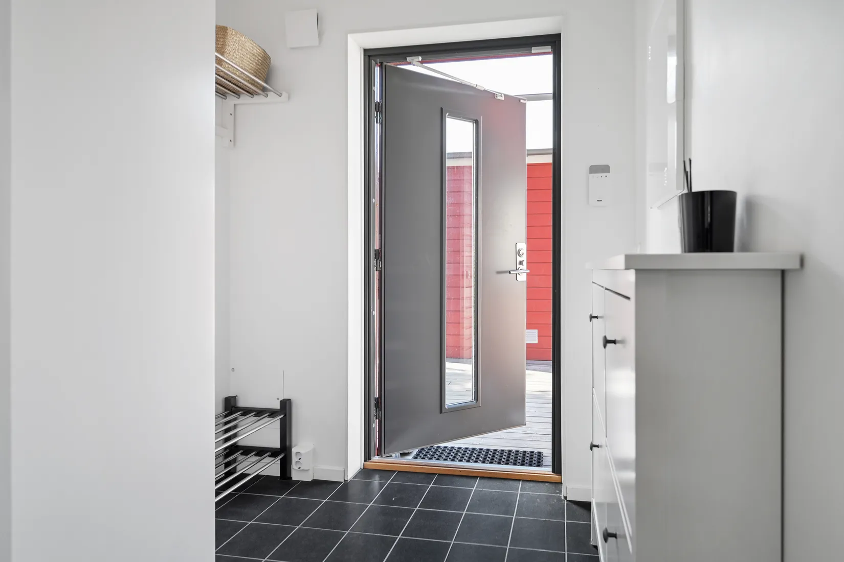 Radhus, Diakonvägen 31, Prästgårdsmarken/Prästhagen, Upplands Väsby