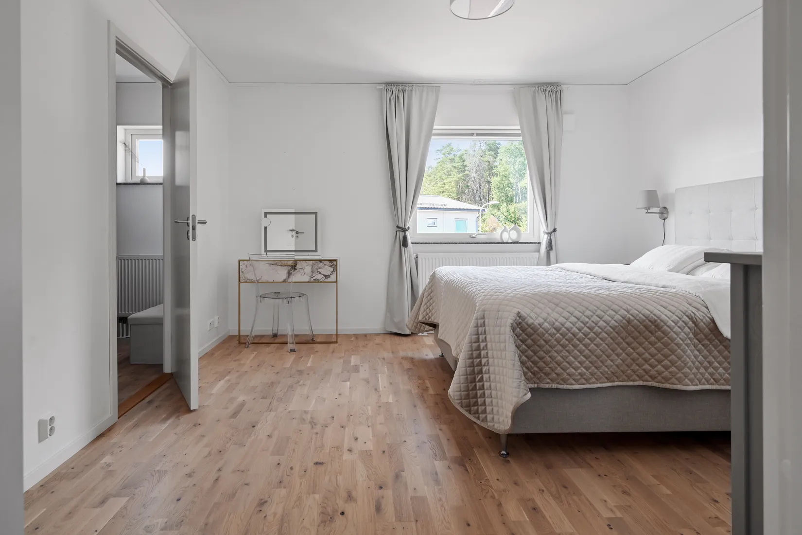 Radhus, Diakonvägen 31, Prästgårdsmarken/Prästhagen, Upplands Väsby