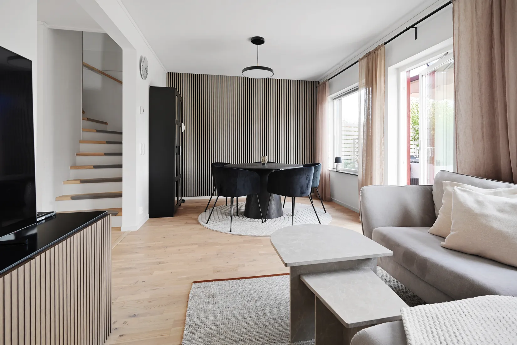 Radhus, Diakonvägen 31, Prästgårdsmarken/Prästhagen, Upplands Väsby