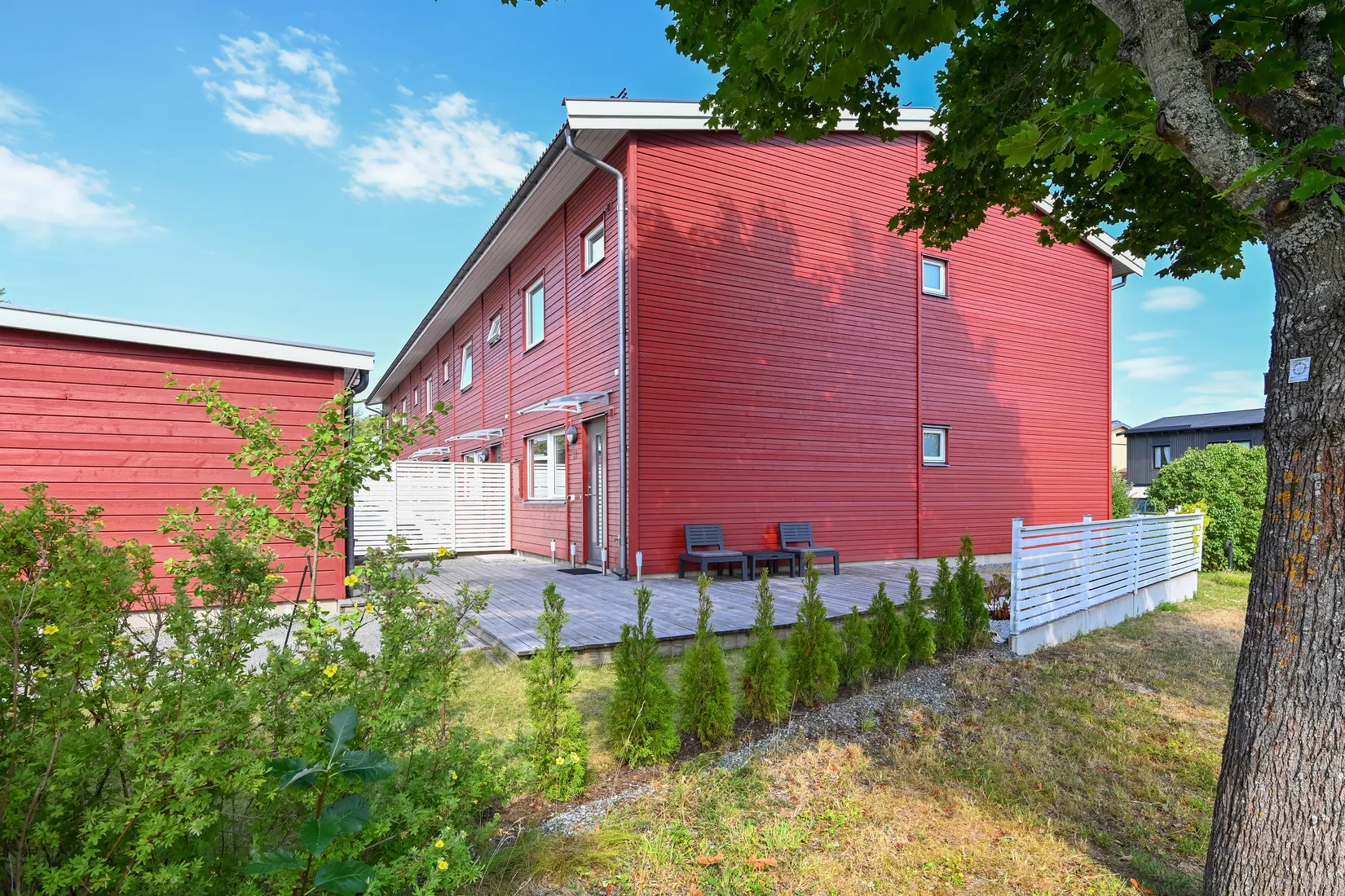 Radhus, Diakonvägen 31, Prästgårdsmarken/Prästhagen, Upplands Väsby