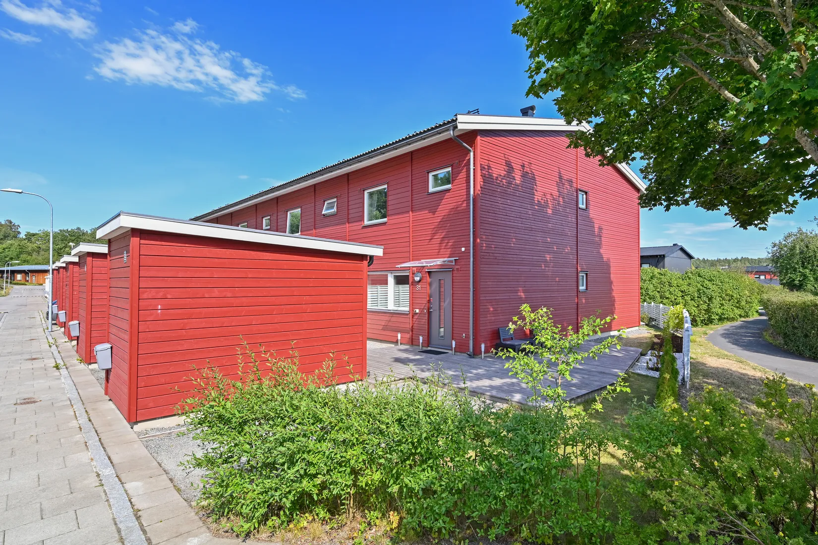 Radhus, Diakonvägen 31, Prästgårdsmarken/Prästhagen, Upplands Väsby