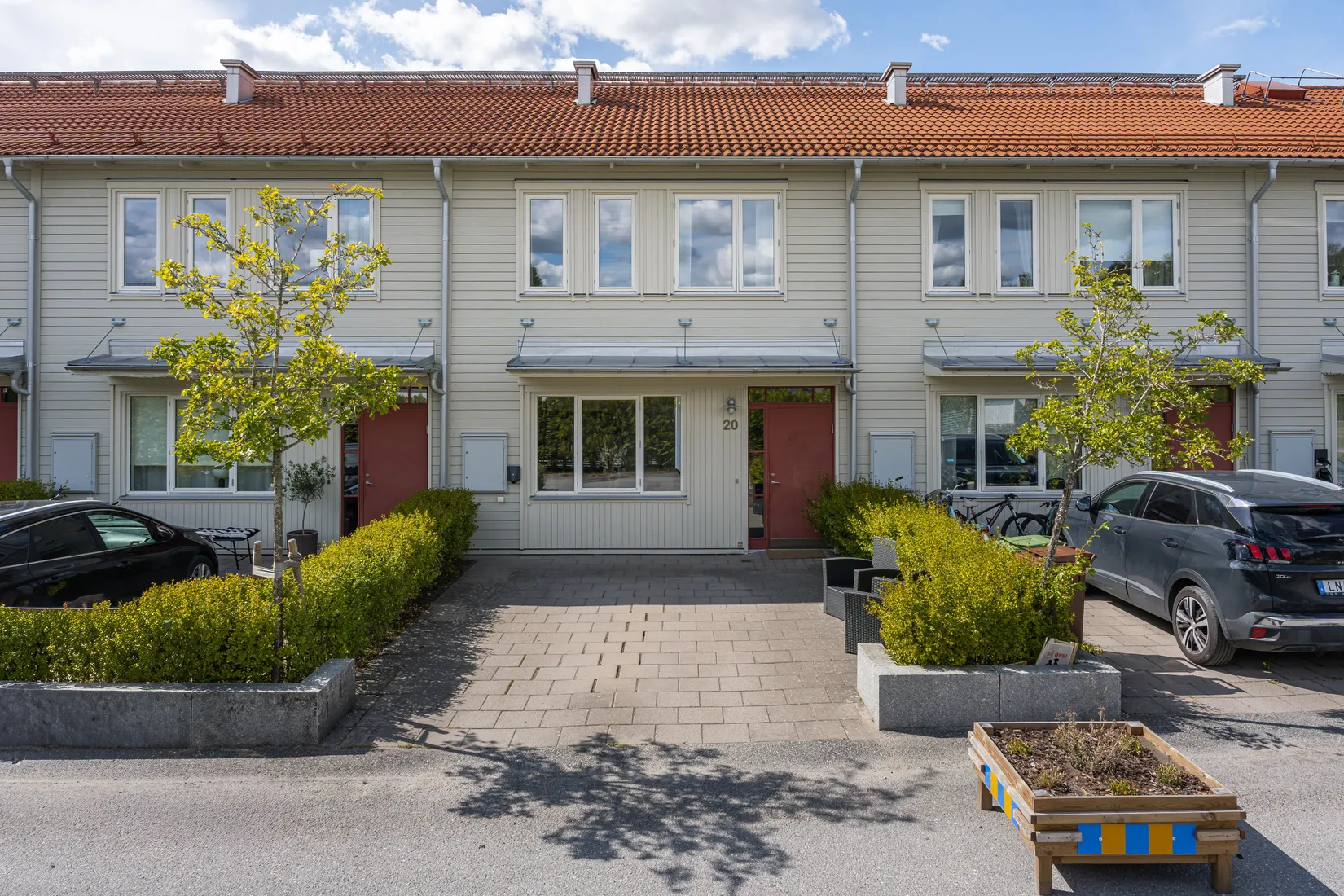 Radhus, Almtorpsvägen 20, Södra Lindhult, Örebro