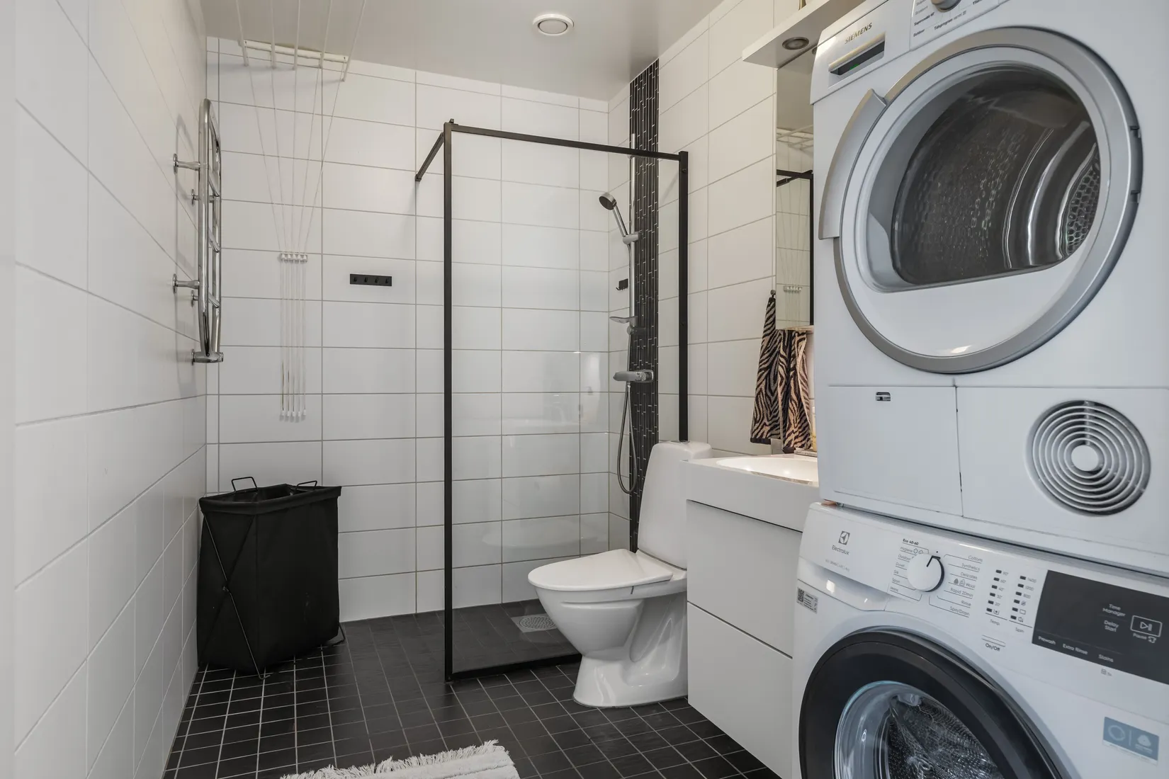 Radhus, Almtorpsvägen 20, Södra Lindhult, Örebro