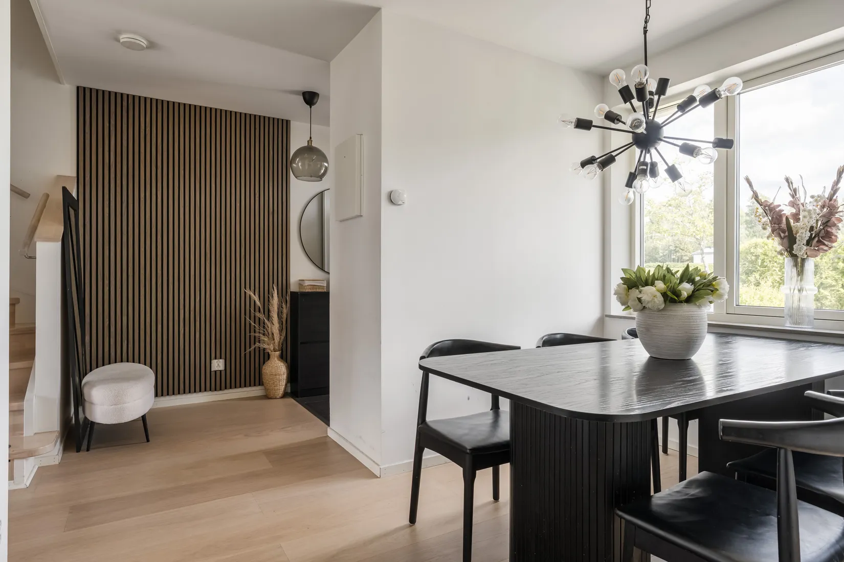Radhus, Almtorpsvägen 20, Södra Lindhult, Örebro