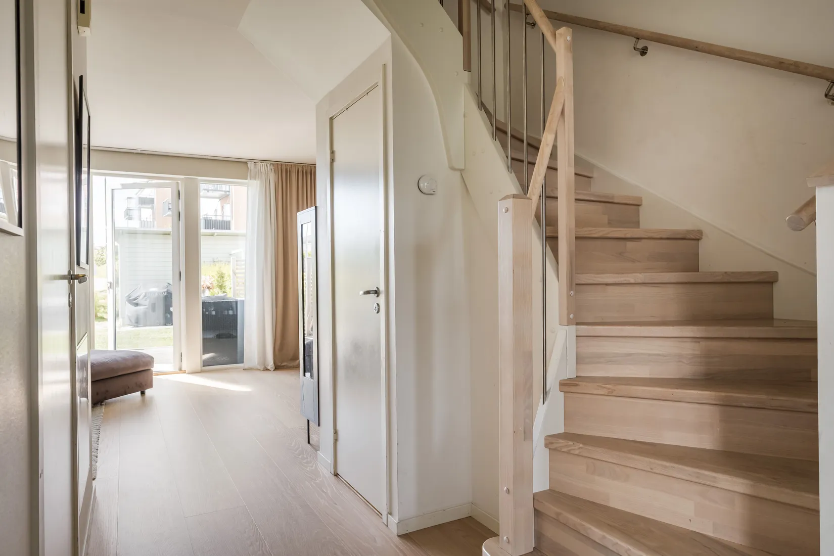 Radhus, Almtorpsvägen 20, Södra Lindhult, Örebro
