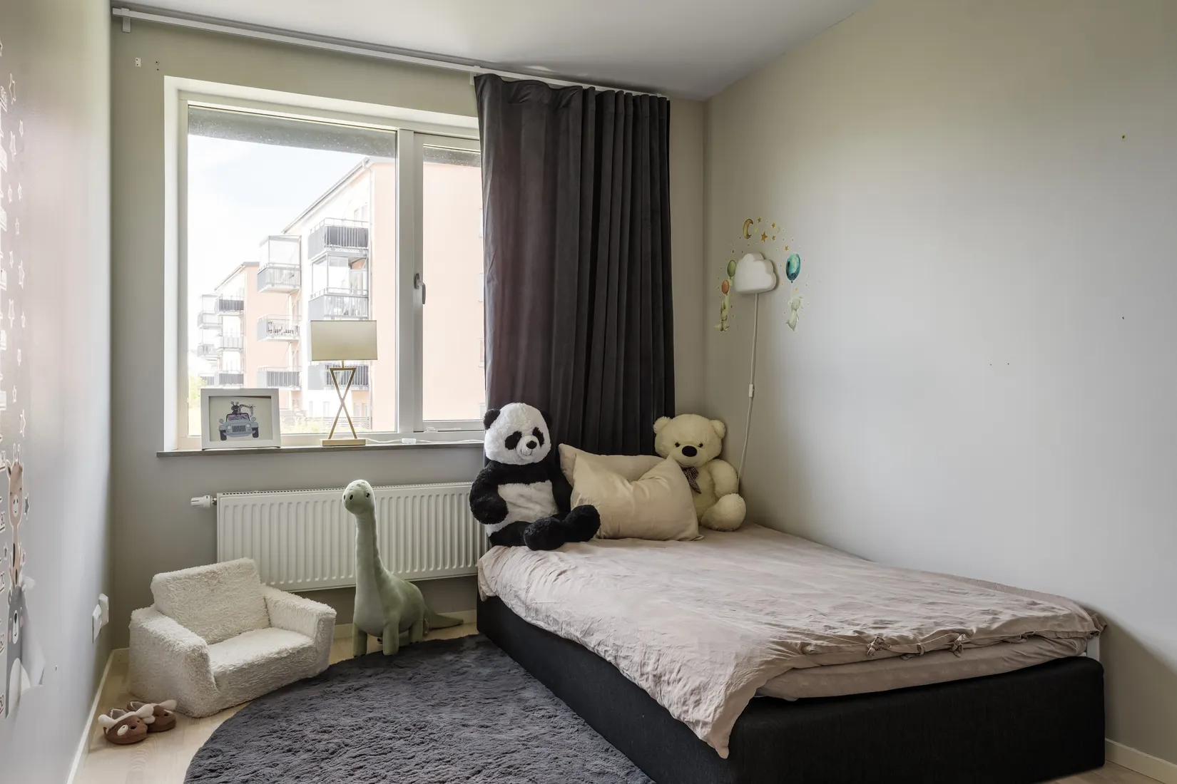 Radhus, Almtorpsvägen 20, Södra Lindhult, Örebro