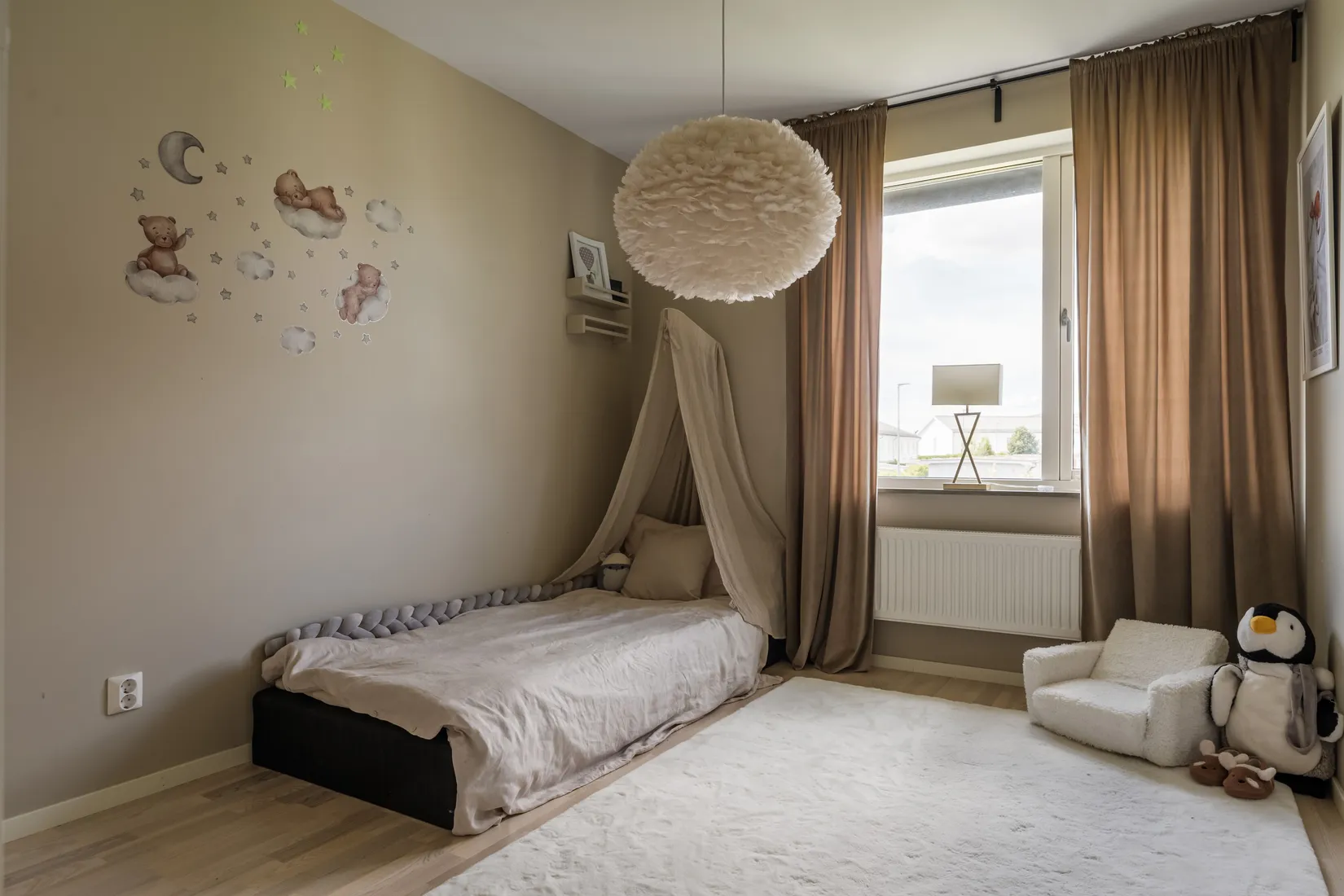 Radhus, Almtorpsvägen 20, Södra Lindhult, Örebro