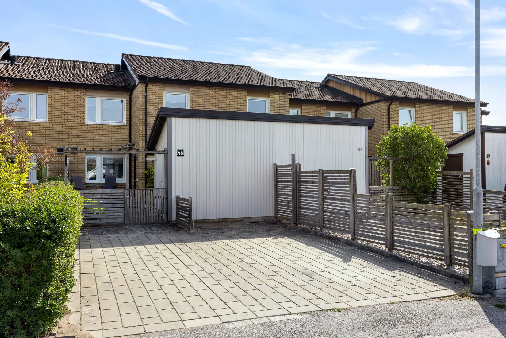 Radhus, Gullkragevägen 45, Blomsterkvarteren, Laholm