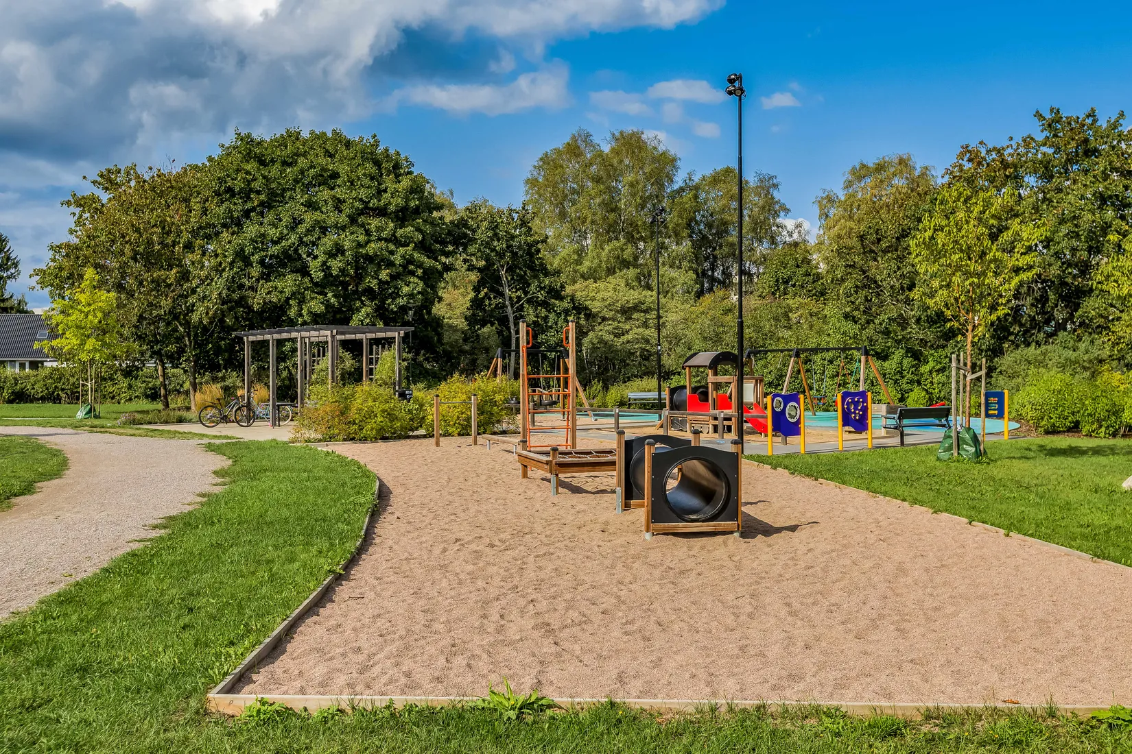 Bostadsrätt, Näsbylundsvägen 16, Roslags Näsby, Täby