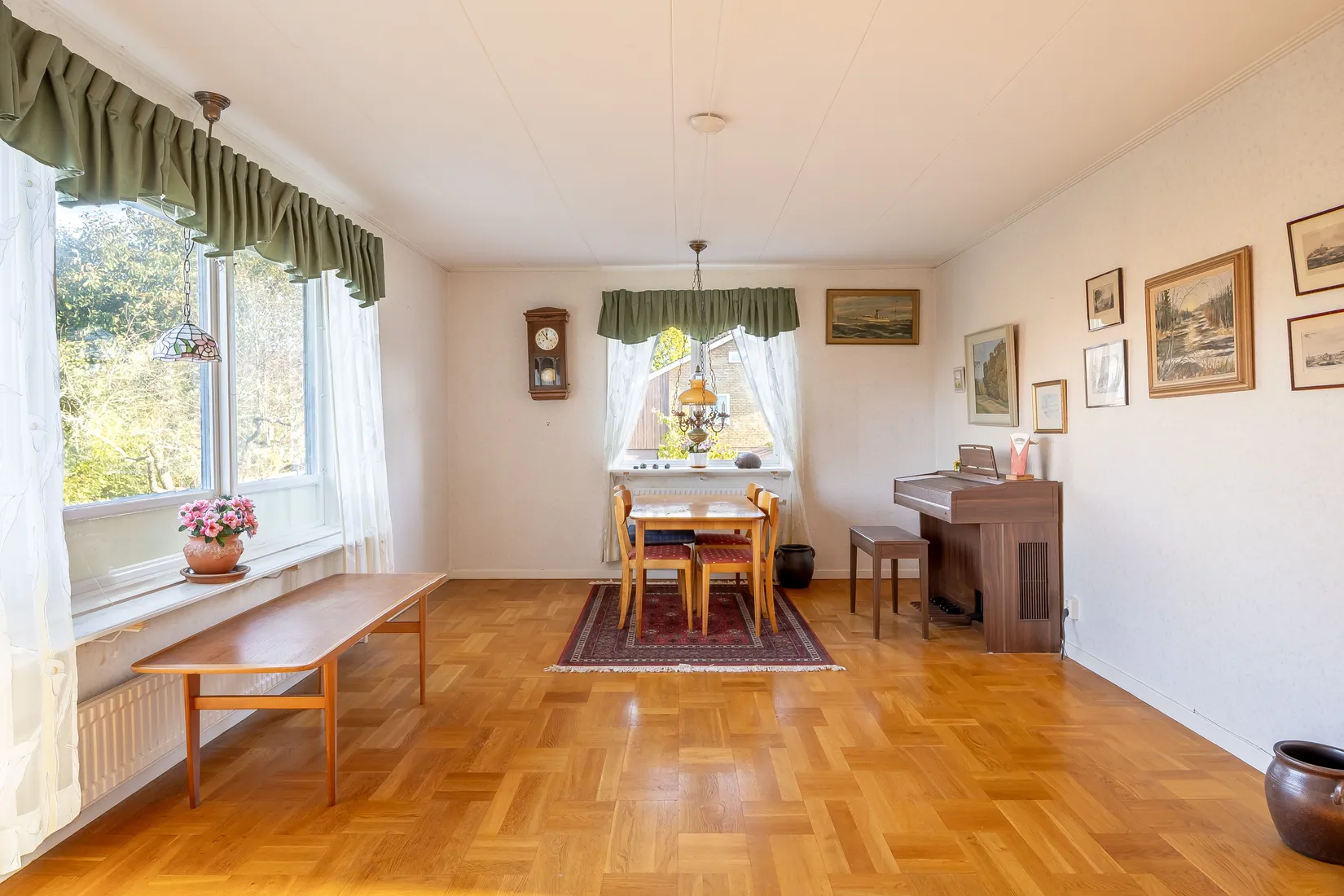 Villa, Långgatan 1, Timmersdala, Skövde