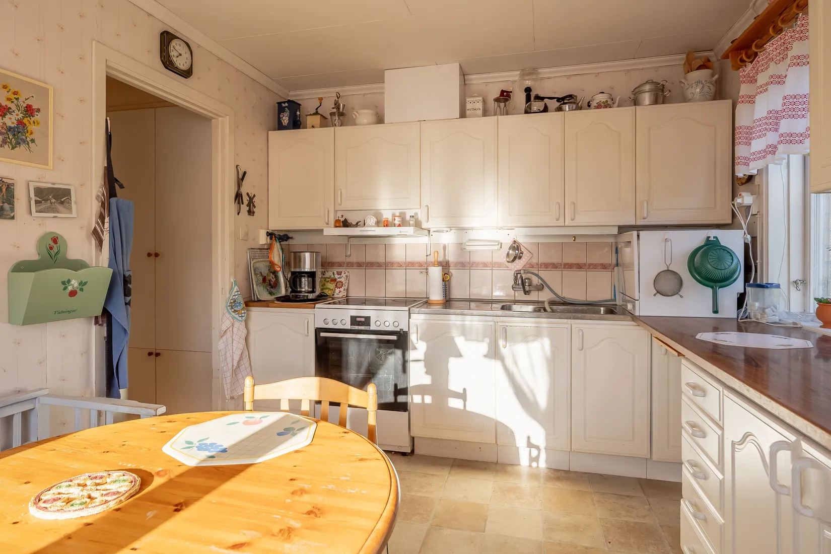 Villa, Långgatan 1, Timmersdala, Skövde