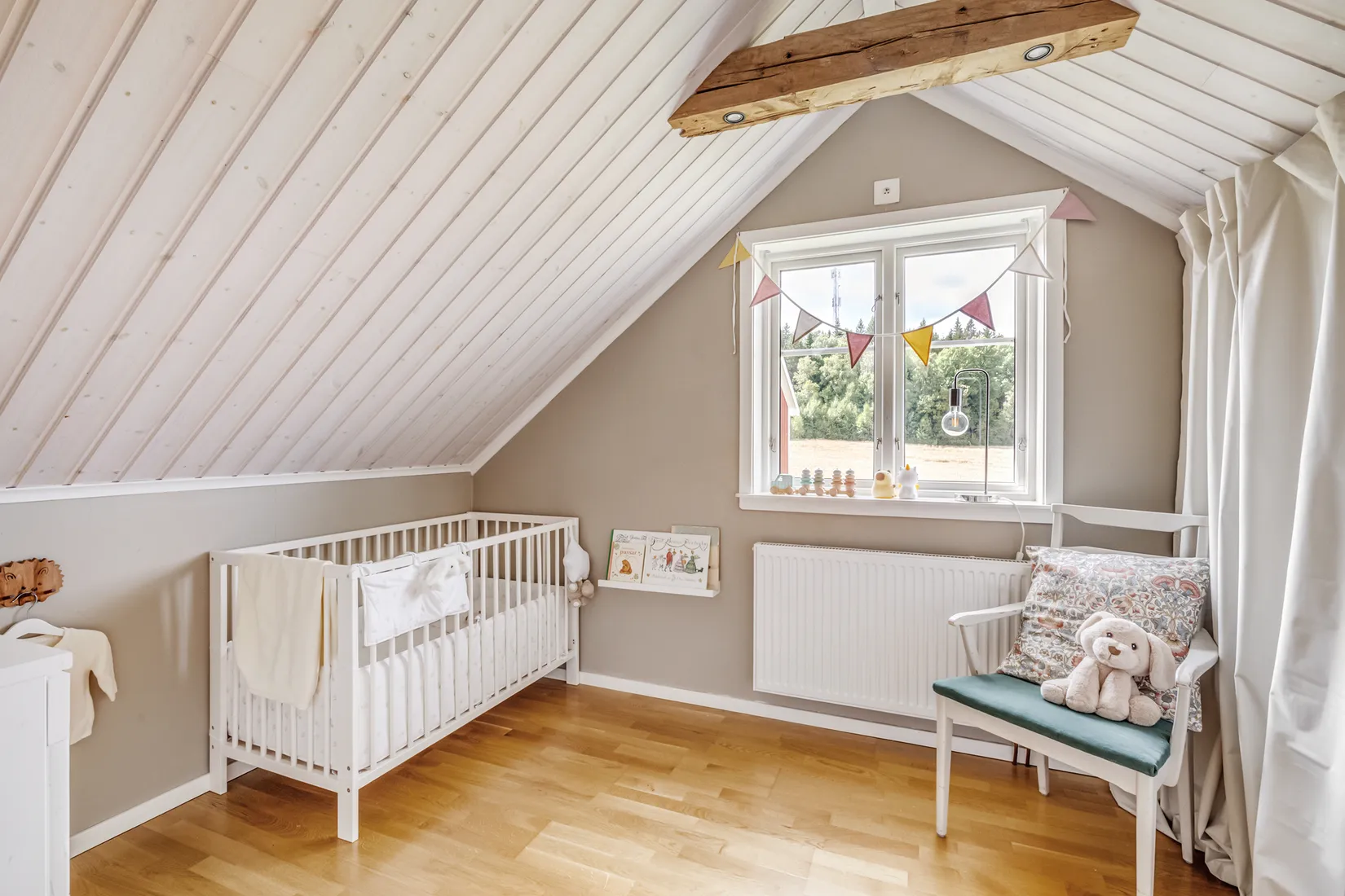 Villa, Lovsjövägen 26A, Jönköping