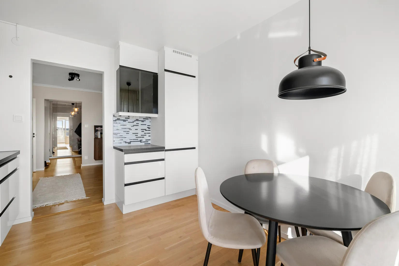 Bostadsrätt, Näsbydalsvägen 16, 13tr, Näsbydal, Täby
