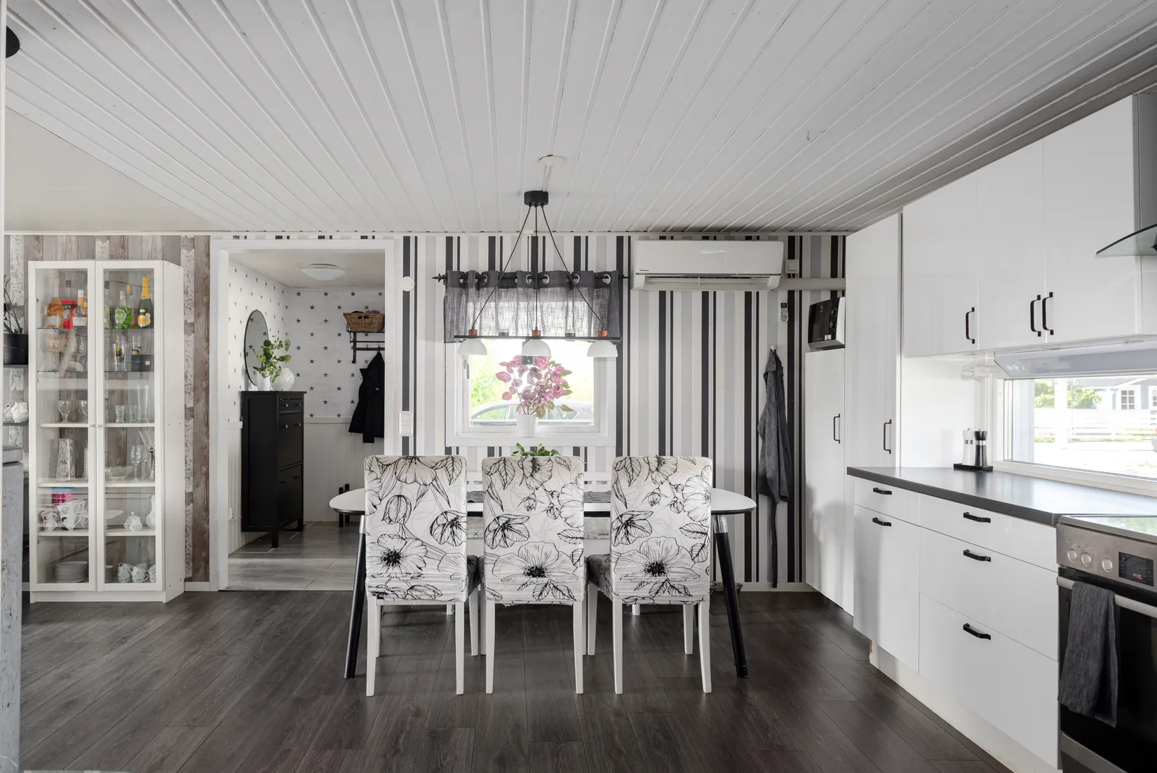 Villa, Flöjtvägen 5, Lycksta, Västerås
