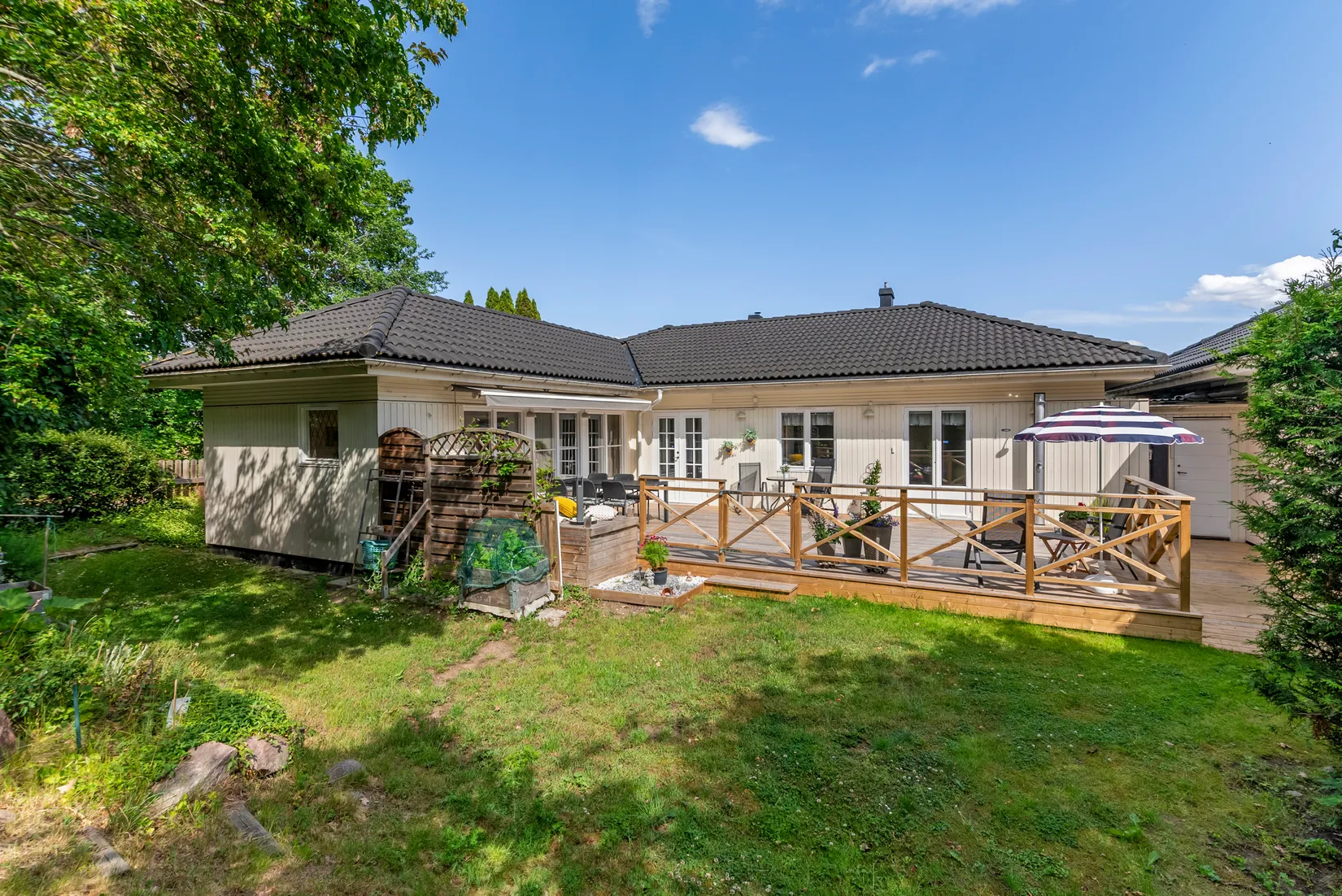 Radhus, Svärdsliljevägen 166, Hässelby Norra Villastad, Stockholm