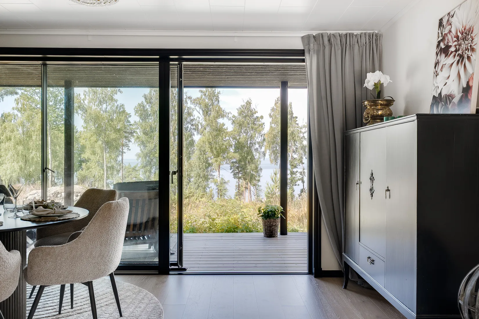 Villa, Uddstigen 8, Uddens Fritidshusområde, Katrineholm