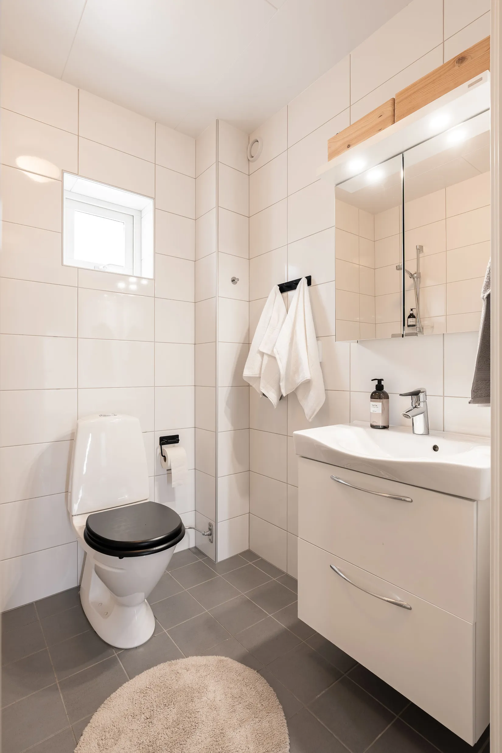 Radhus, Pilfinkvägen 4, Brittsbo, Östersund