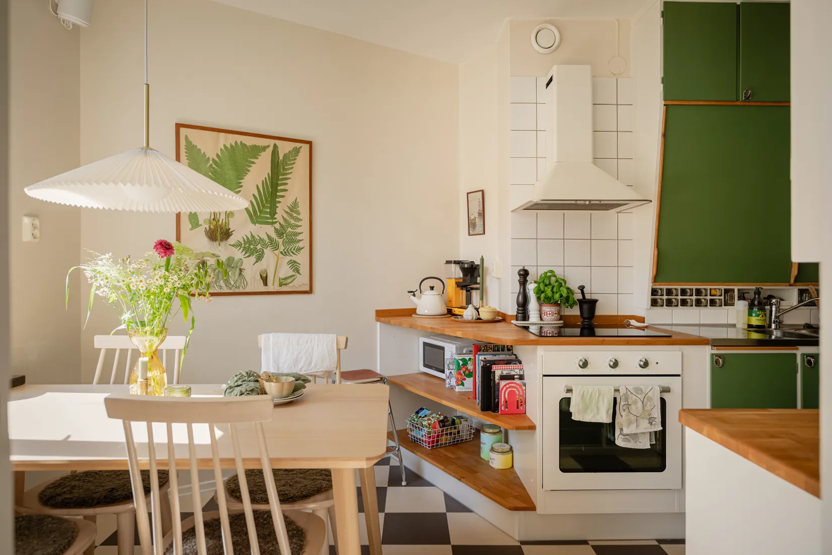 Bostadsrätt, Sjöbjörnsvägen 44, vån 2/3, Gröndal, Stockholm