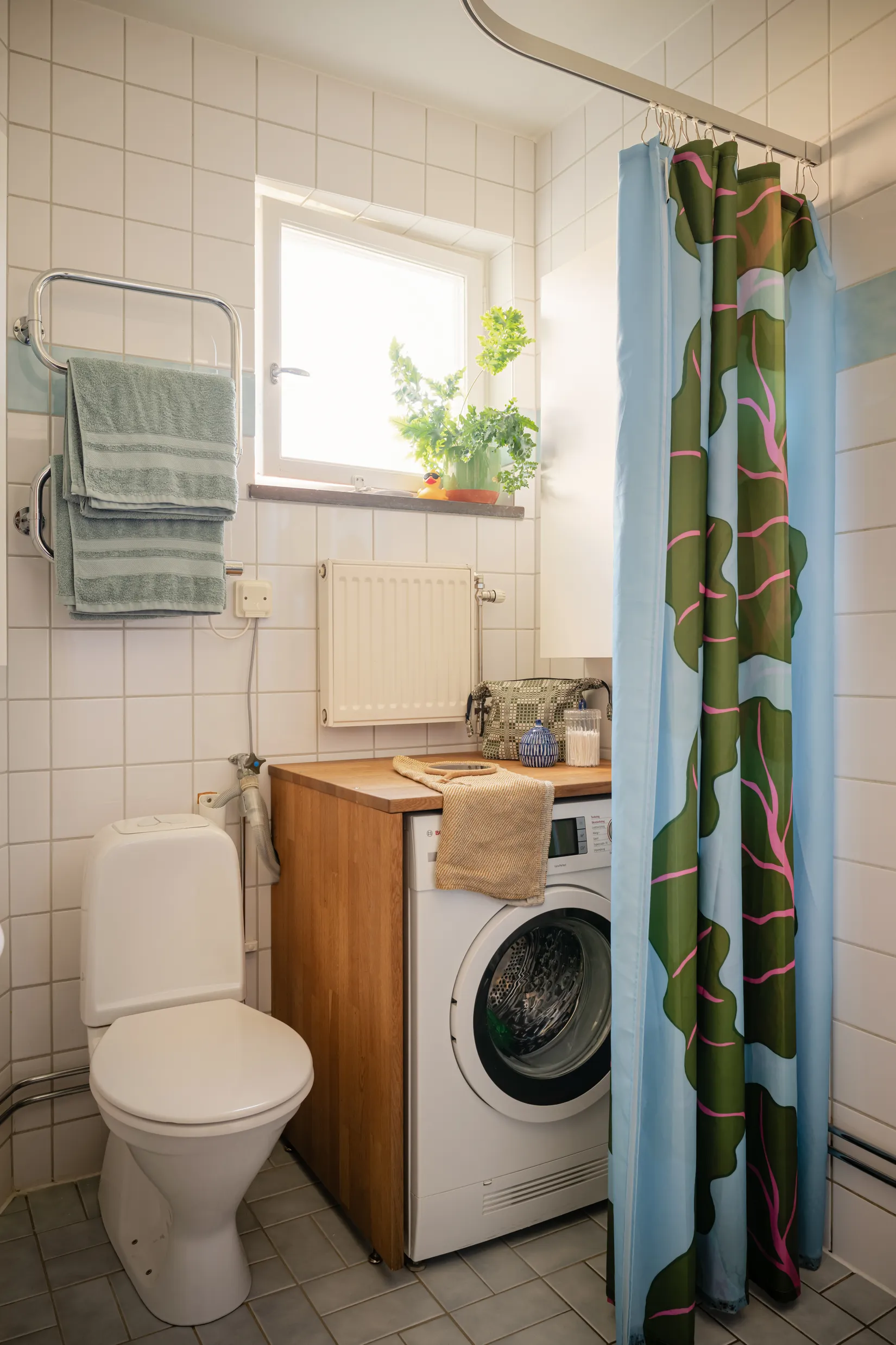 Bostadsrätt, Sjöbjörnsvägen 44, vån 2/3, Gröndal, Stockholm