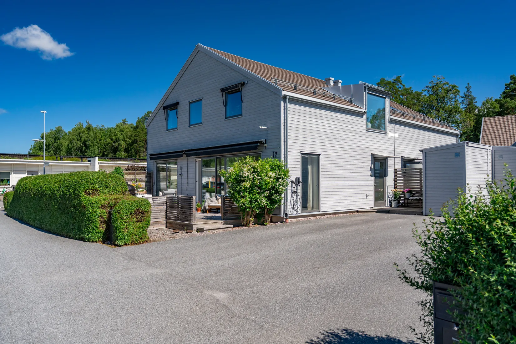 Radhus, Storstensvägen 12, Lindbacken, Uppsala