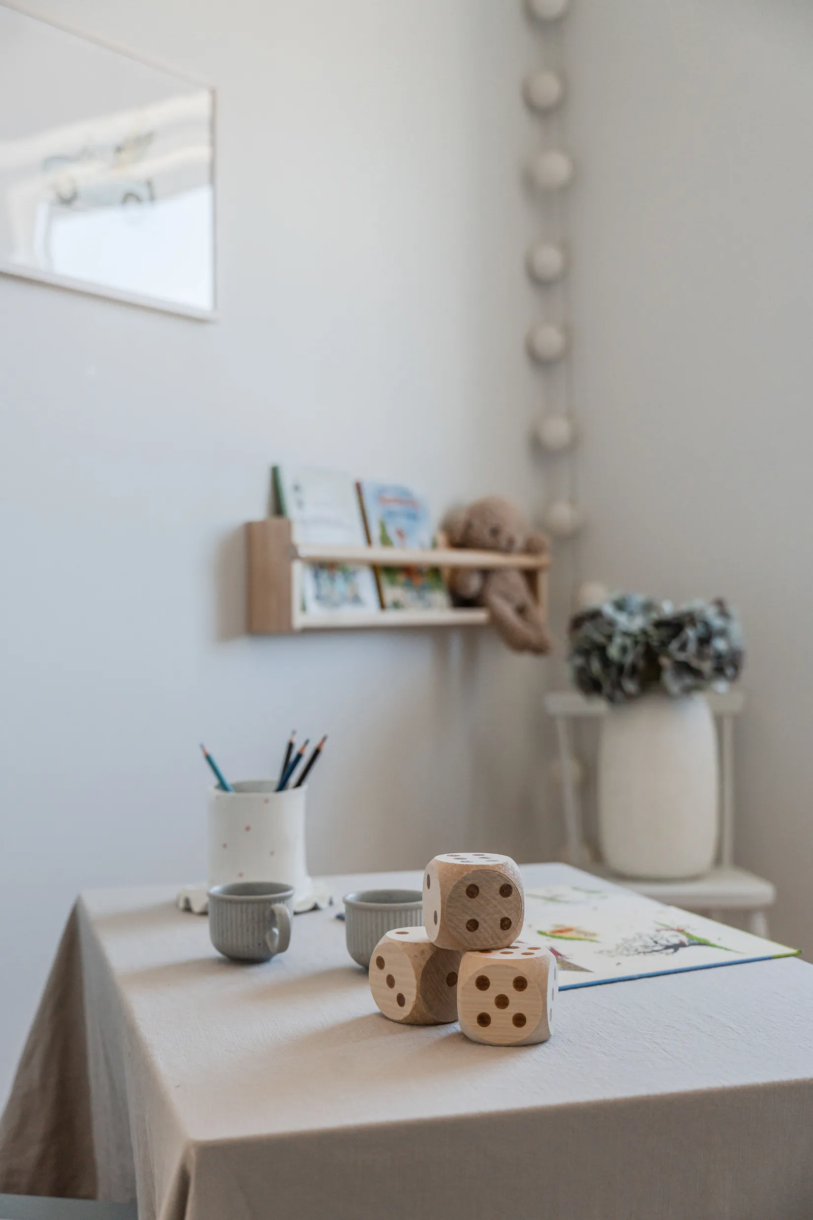 Radhus, Storstensvägen 12, Lindbacken, Uppsala