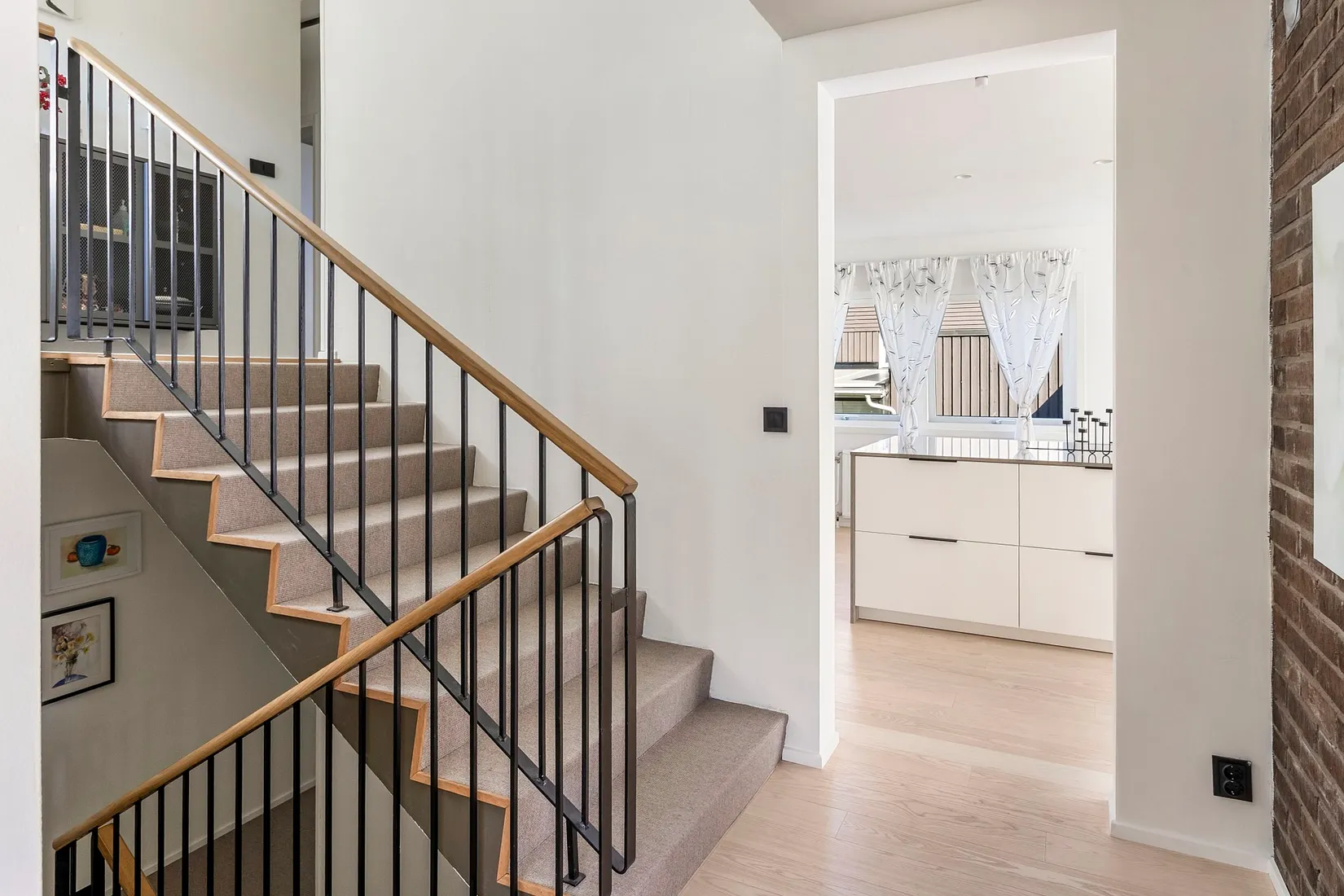 Villa, Drottninggatan 35B, Jakobsberg, Västerås