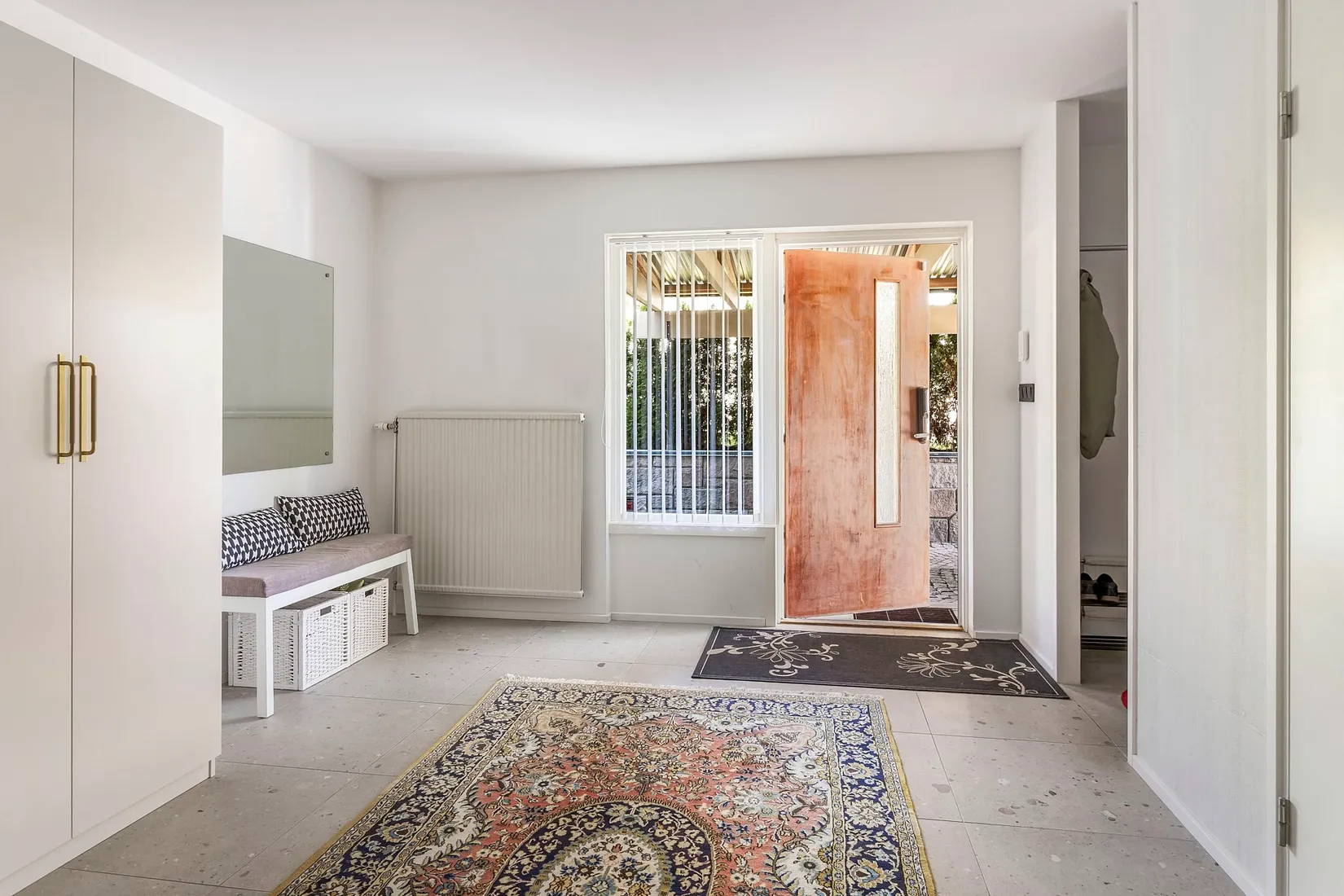 Villa, Drottninggatan 35B, Jakobsberg, Västerås