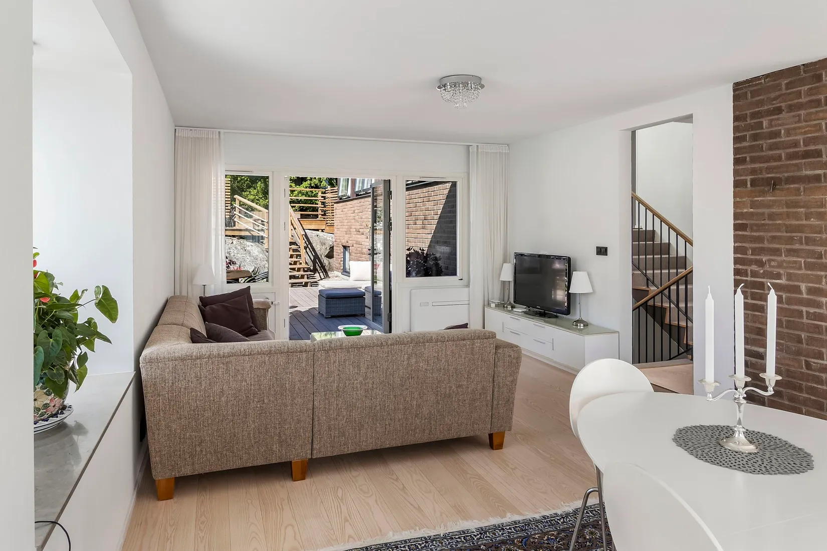 Villa, Drottninggatan 35B, Jakobsberg, Västerås