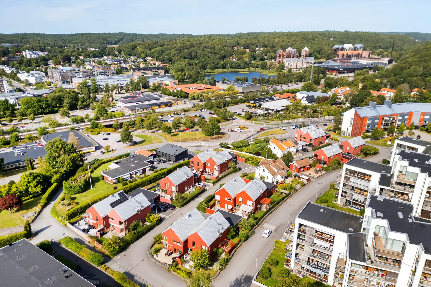 Radhus, Ida Charlottas väg 13, Mölnlycke - Centrum, Härryda