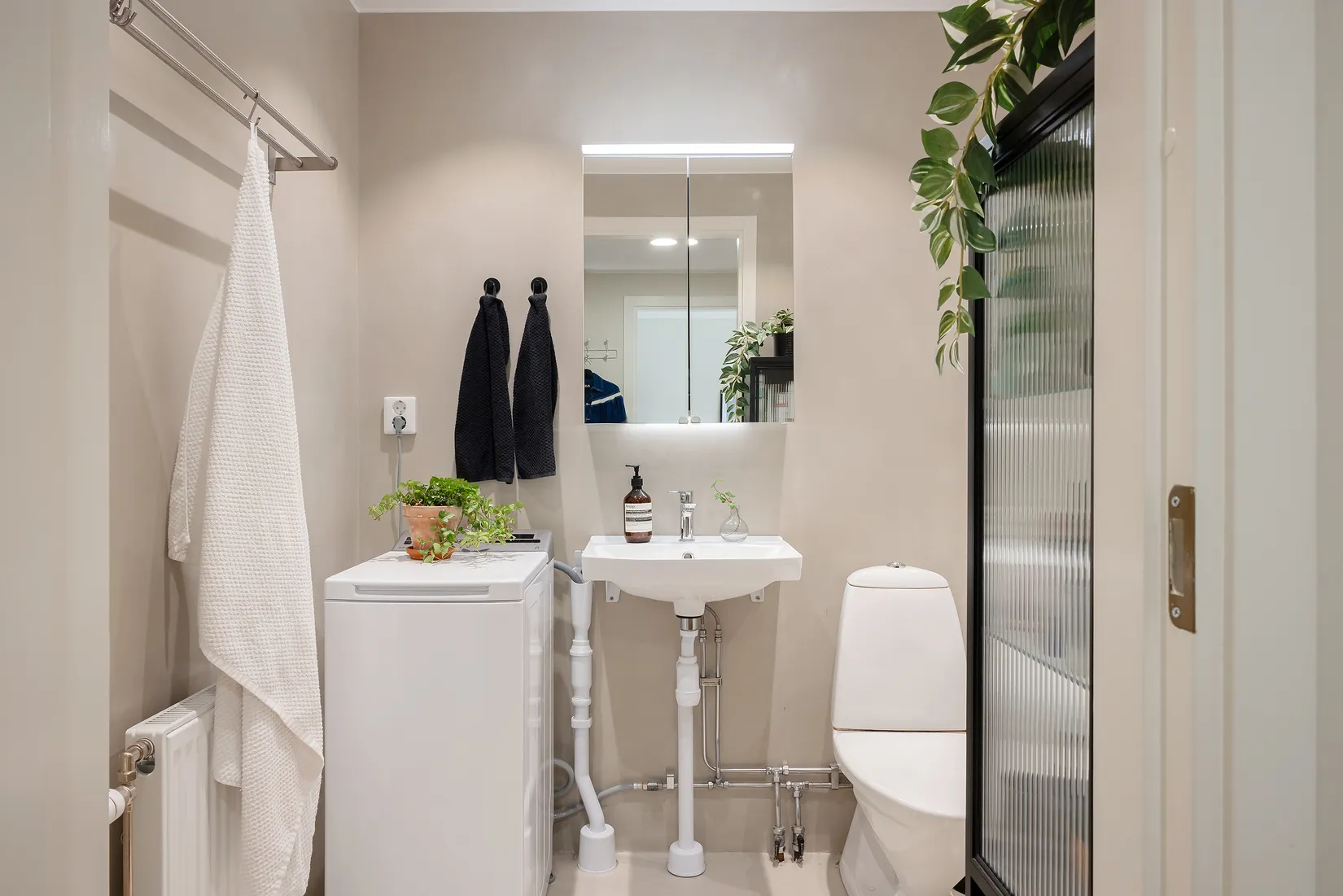 Bostadsrätt, Svärdlångsvägen 19A, Årsta, Stockholm