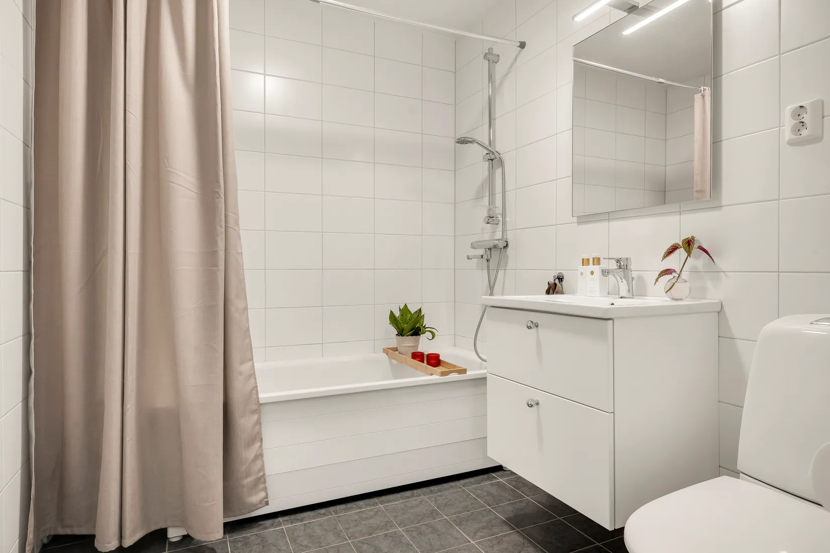 Radhus, Svia 75A, Skölsta - Svia, Uppsala